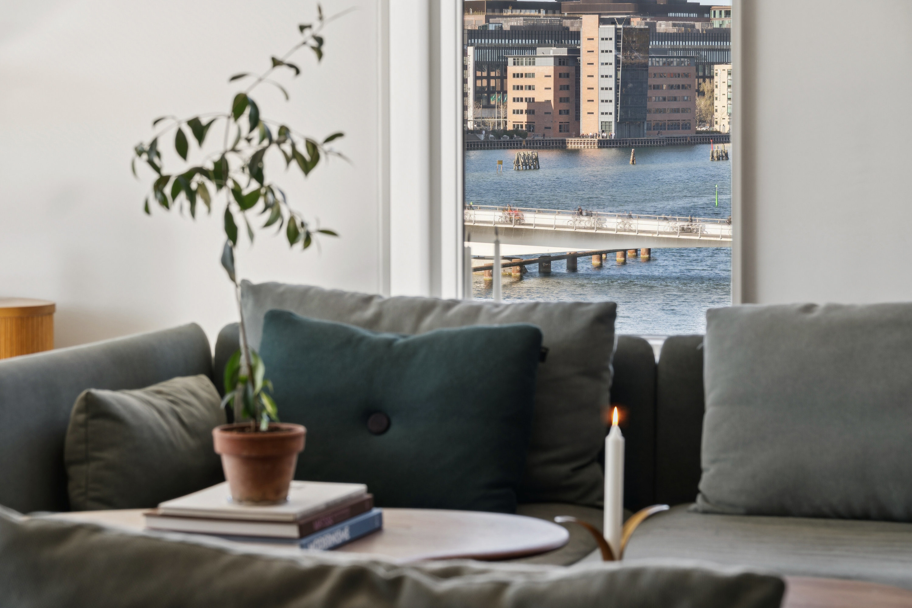 Fremhævet stue billede i fuldskærmstilstand. Billede af Islands Brygge 36C, 5. 2., 2300 København S