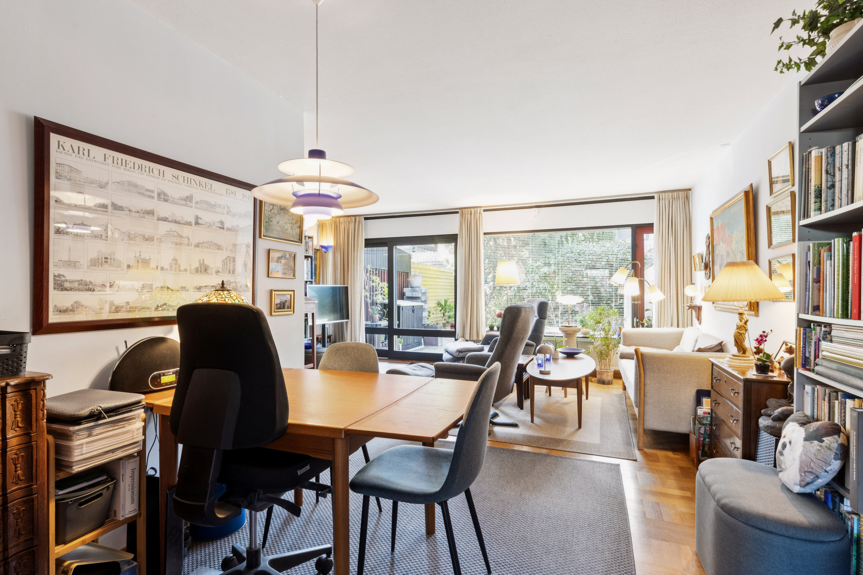 Fremhævet stue billede i fuldskærmstilstand. Billede af Højgårdstoften 292, 2630 Taastrup