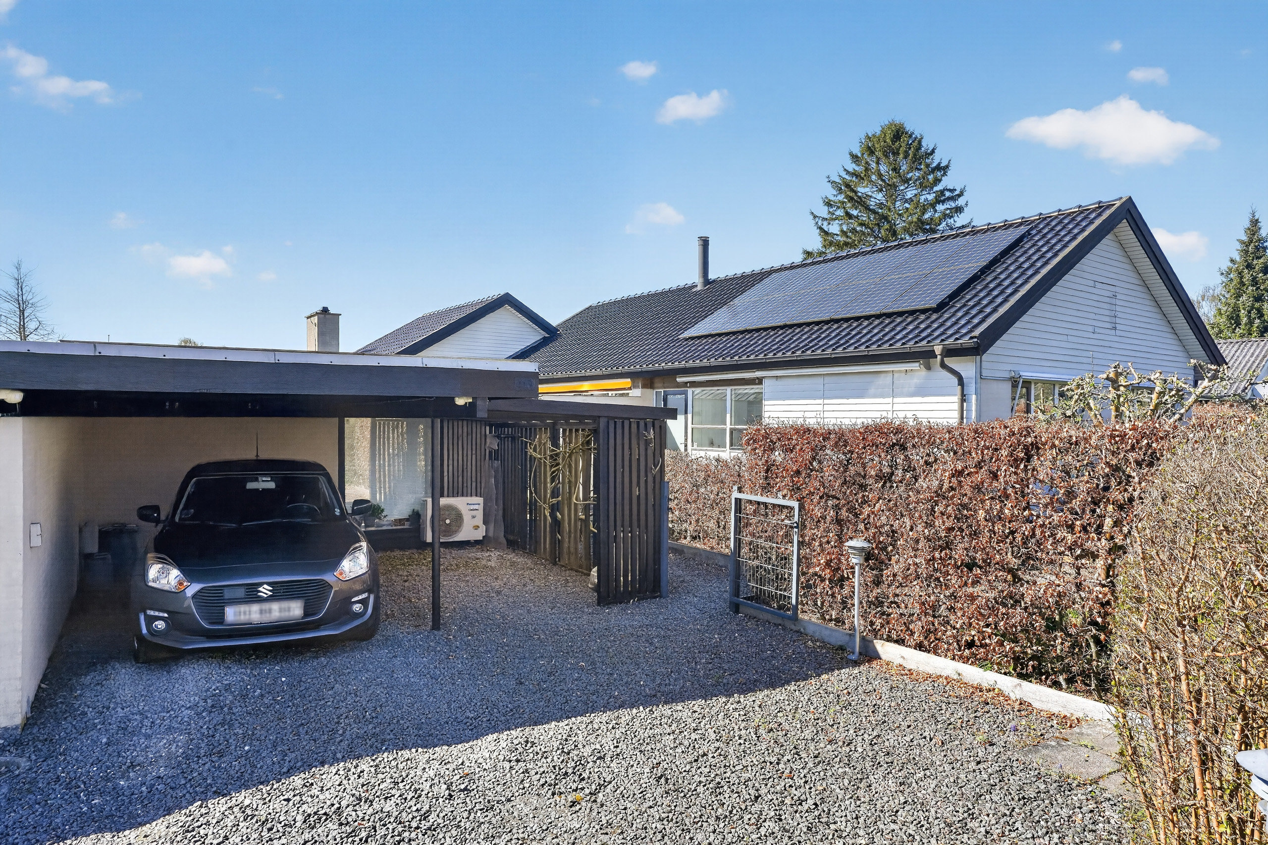 Fremhævet carport billede i fuldskærmstilstand. Billede af Asmundshøj 413, 3480 Fredensborg