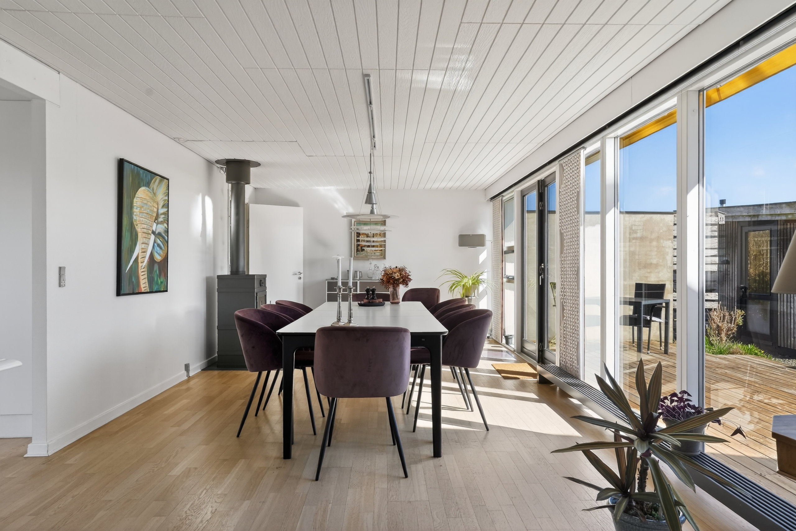 Fremhævet spisestue billede i fuldskærmstilstand. Billede af Asmundshøj 413, 3480 Fredensborg