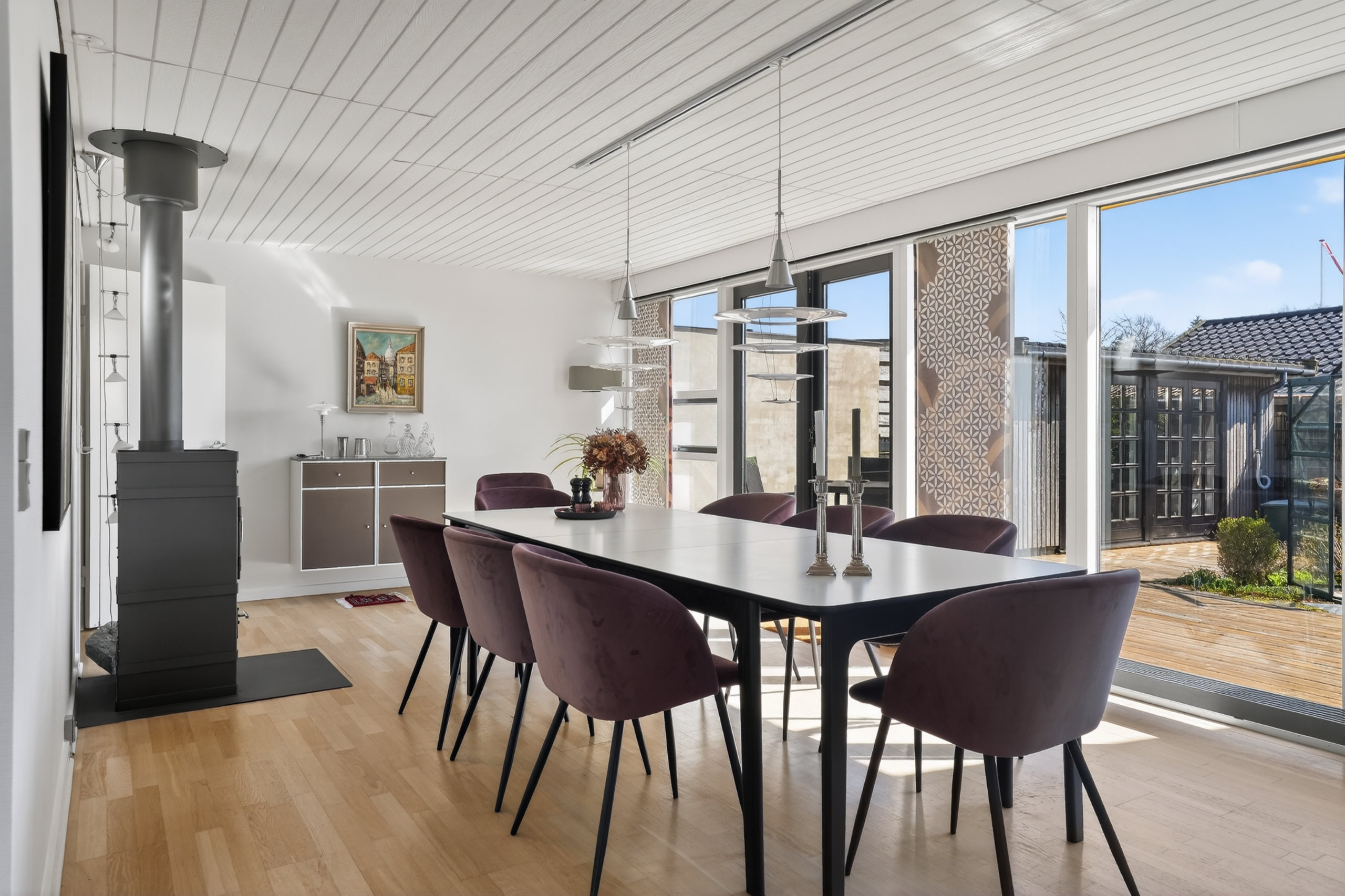 Fremhævet spisestue billede i fuldskærmstilstand. Billede af Asmundshøj 413, 3480 Fredensborg