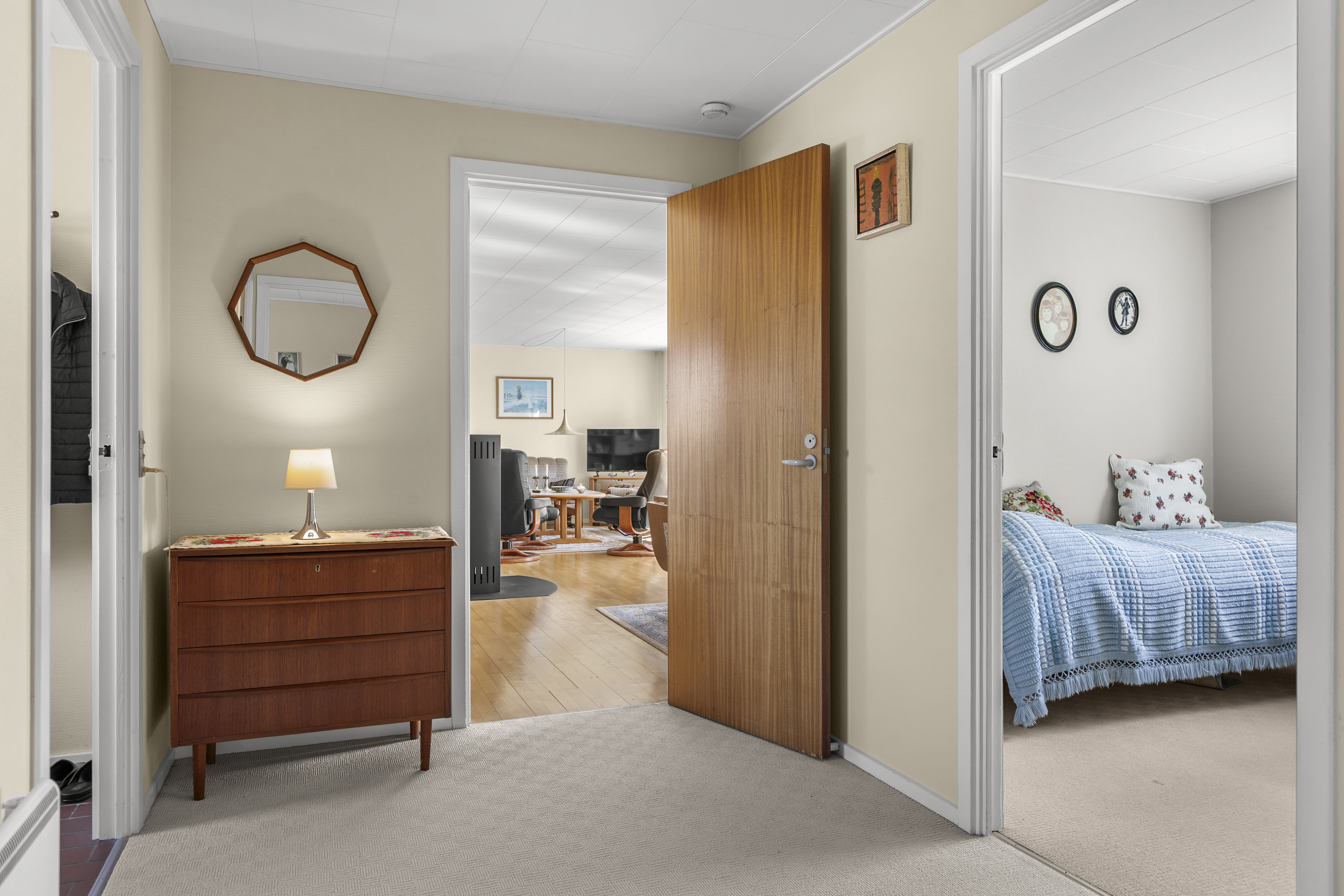 Fremhævet gang billede i fuldskærmstilstand. Billede af Bakkevænget 8, 4293 Dianalund