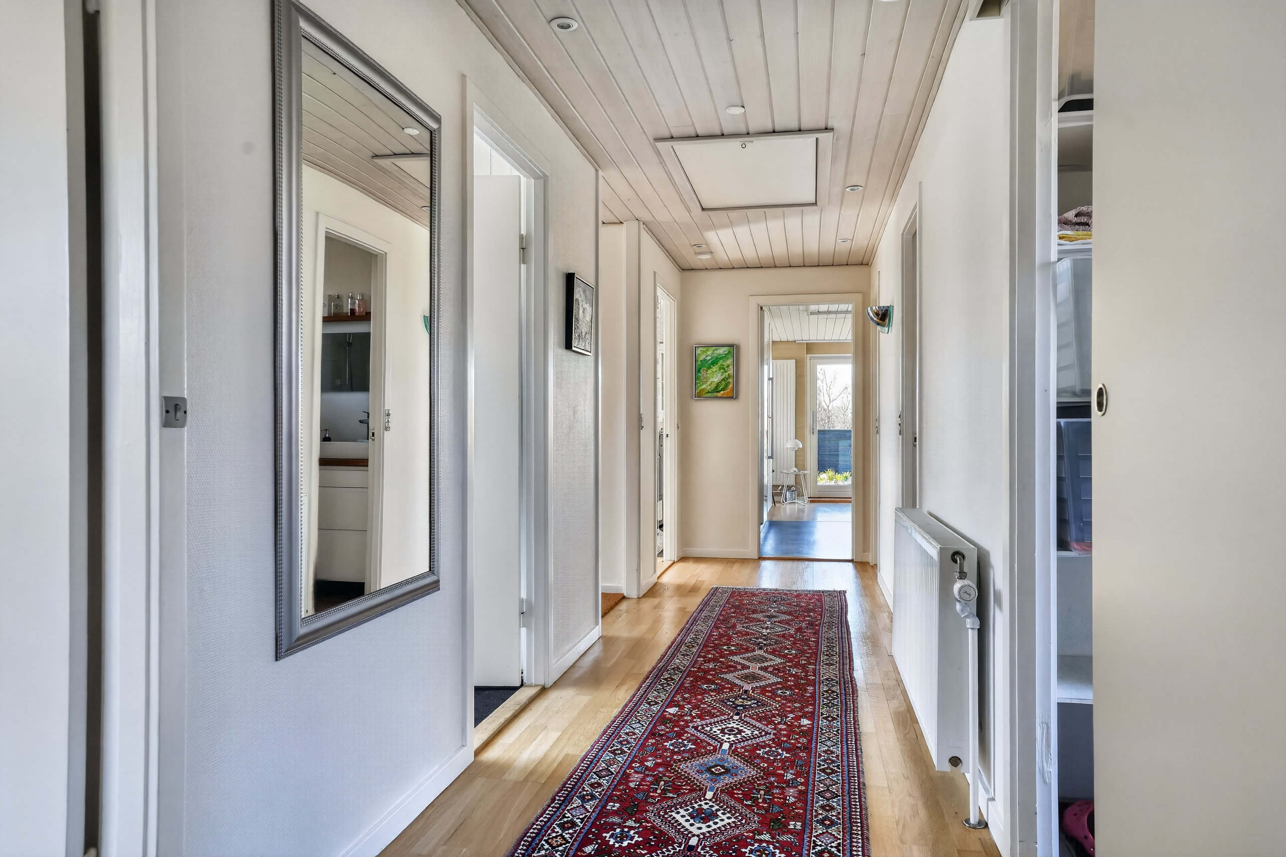 Fremhævet gang billede i fuldskærmstilstand. Billede af Asmundshøj 413, 3480 Fredensborg