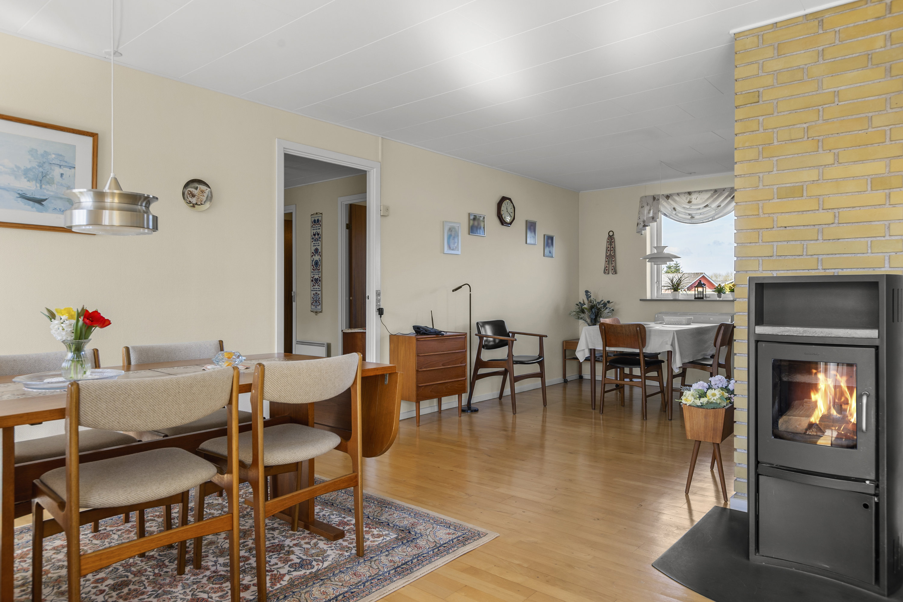 Fremhævet stue billede i fuldskærmstilstand. Billede af Bakkevænget 8, 4293 Dianalund