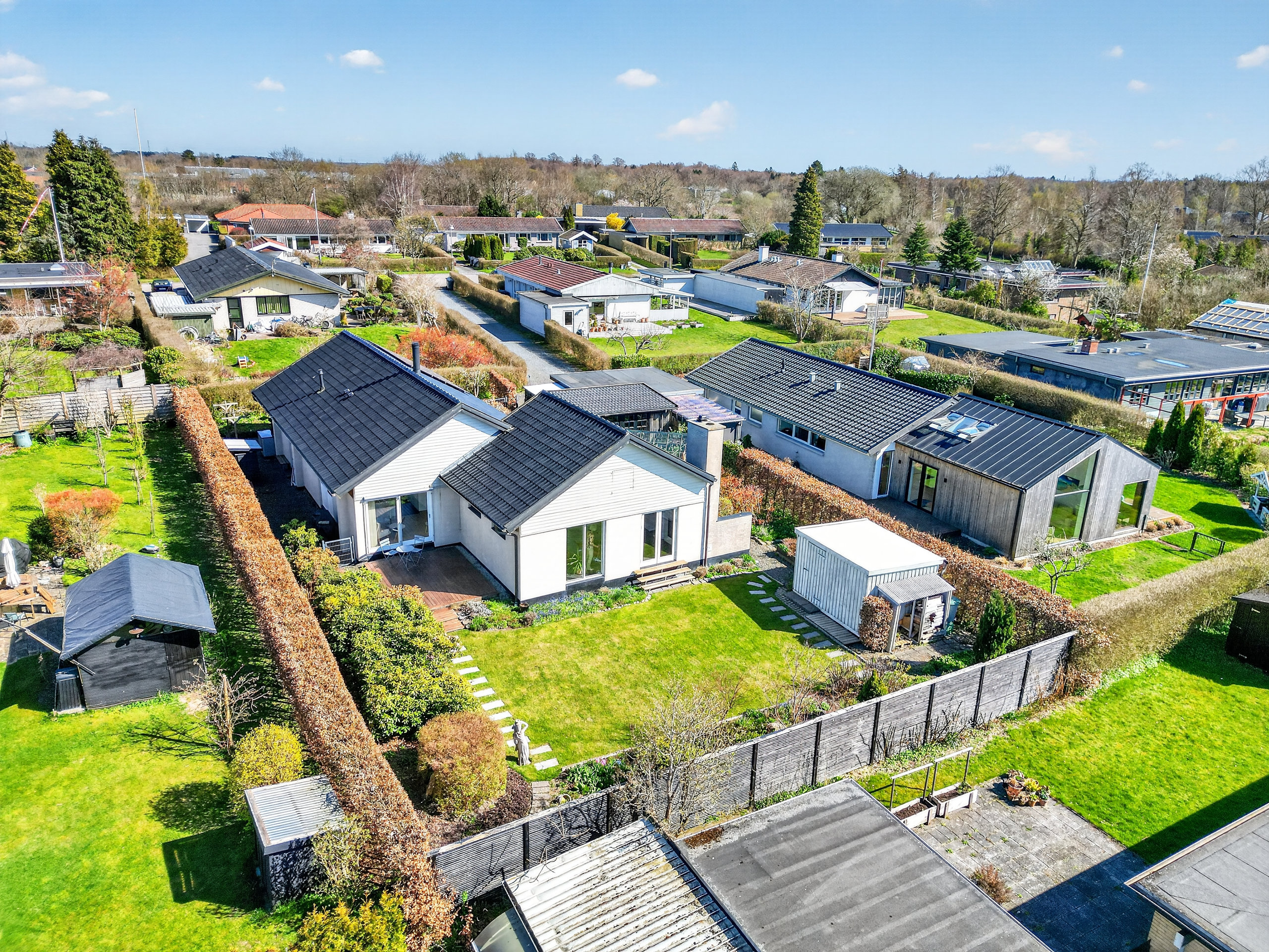 Fremhævet luftfoto billede i fuldskærmstilstand. Billede af Asmundshøj 413, 3480 Fredensborg