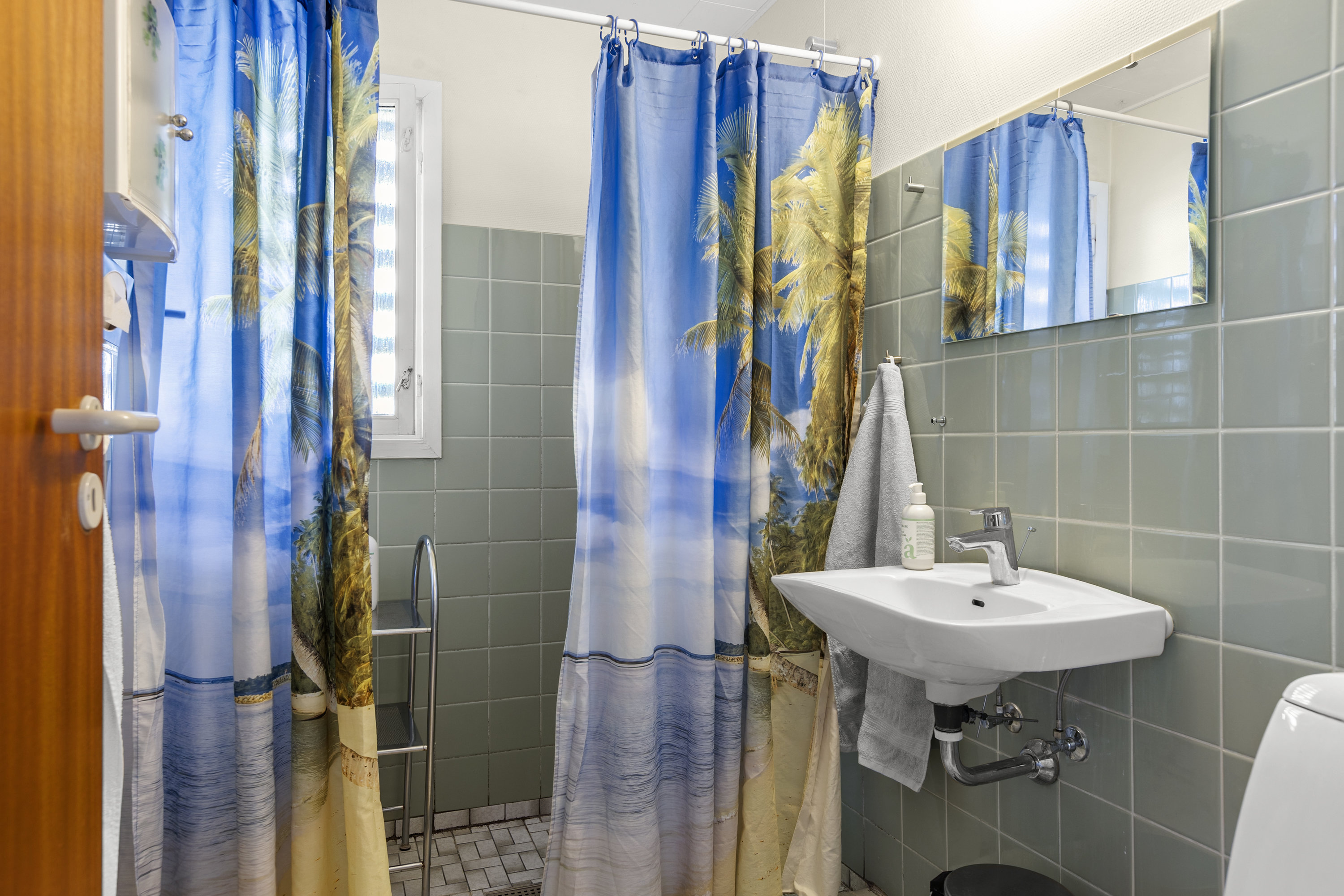 Fremhævet badeværelse billede i fuldskærmstilstand. Billede af Bakkevænget 8, 4293 Dianalund