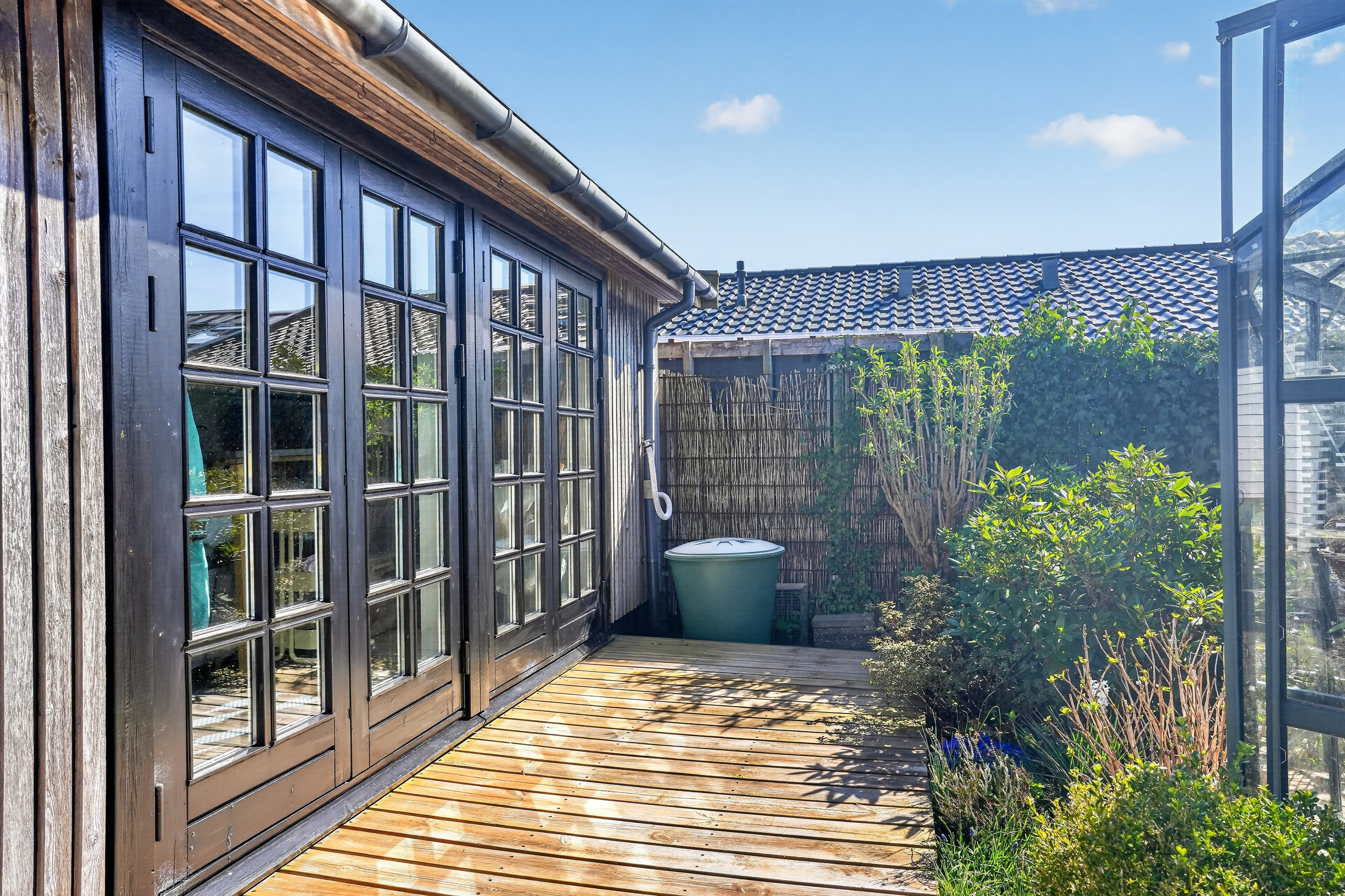 Fremhævet terrasse billede i fuldskærmstilstand. Billede af Asmundshøj 413, 3480 Fredensborg