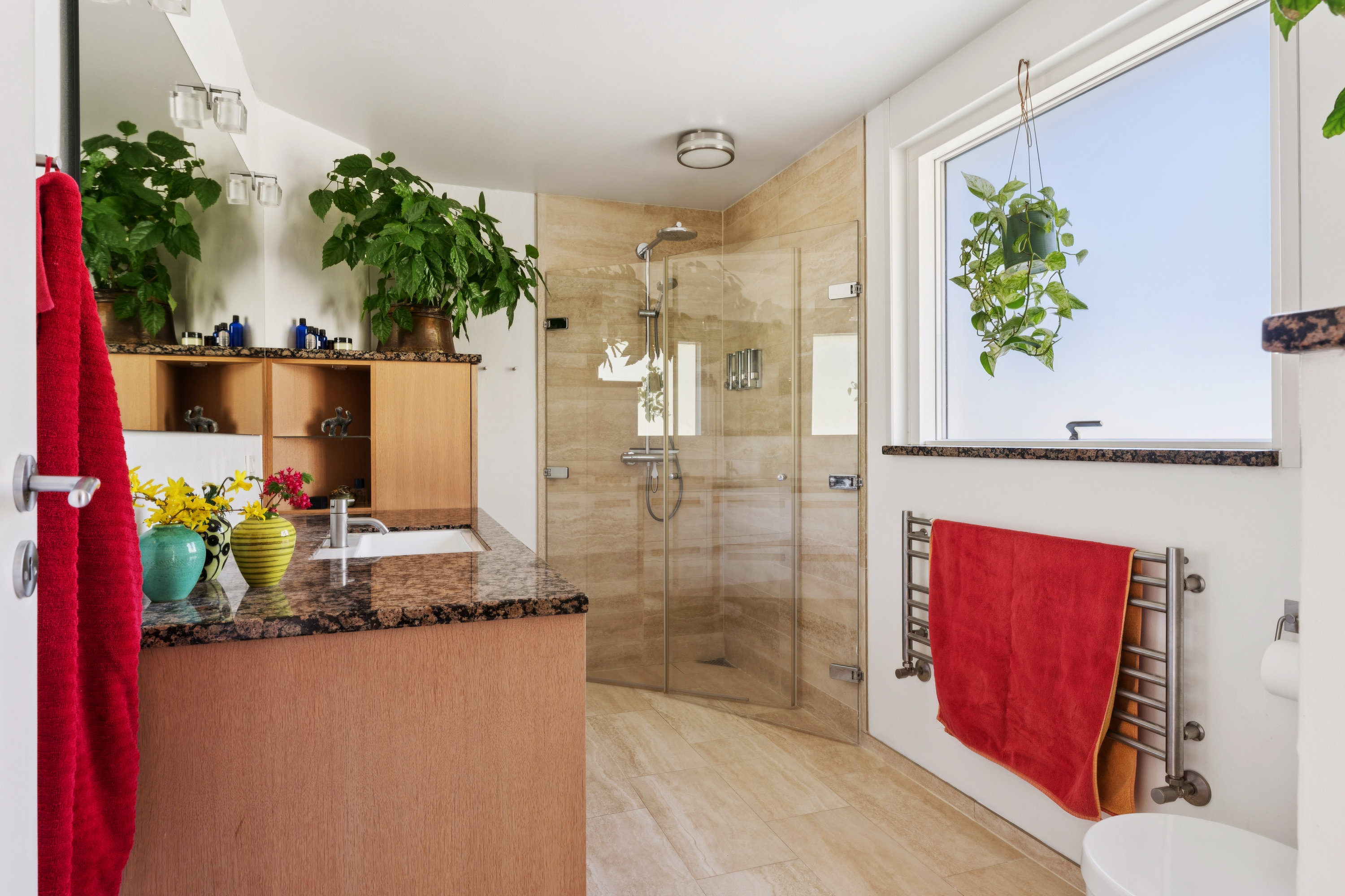 Fremhævet værelse billede i fuldskærmstilstand. Billede af Silkehalevej 14, Skelhøje Plantage, 8400 Ebeltoft