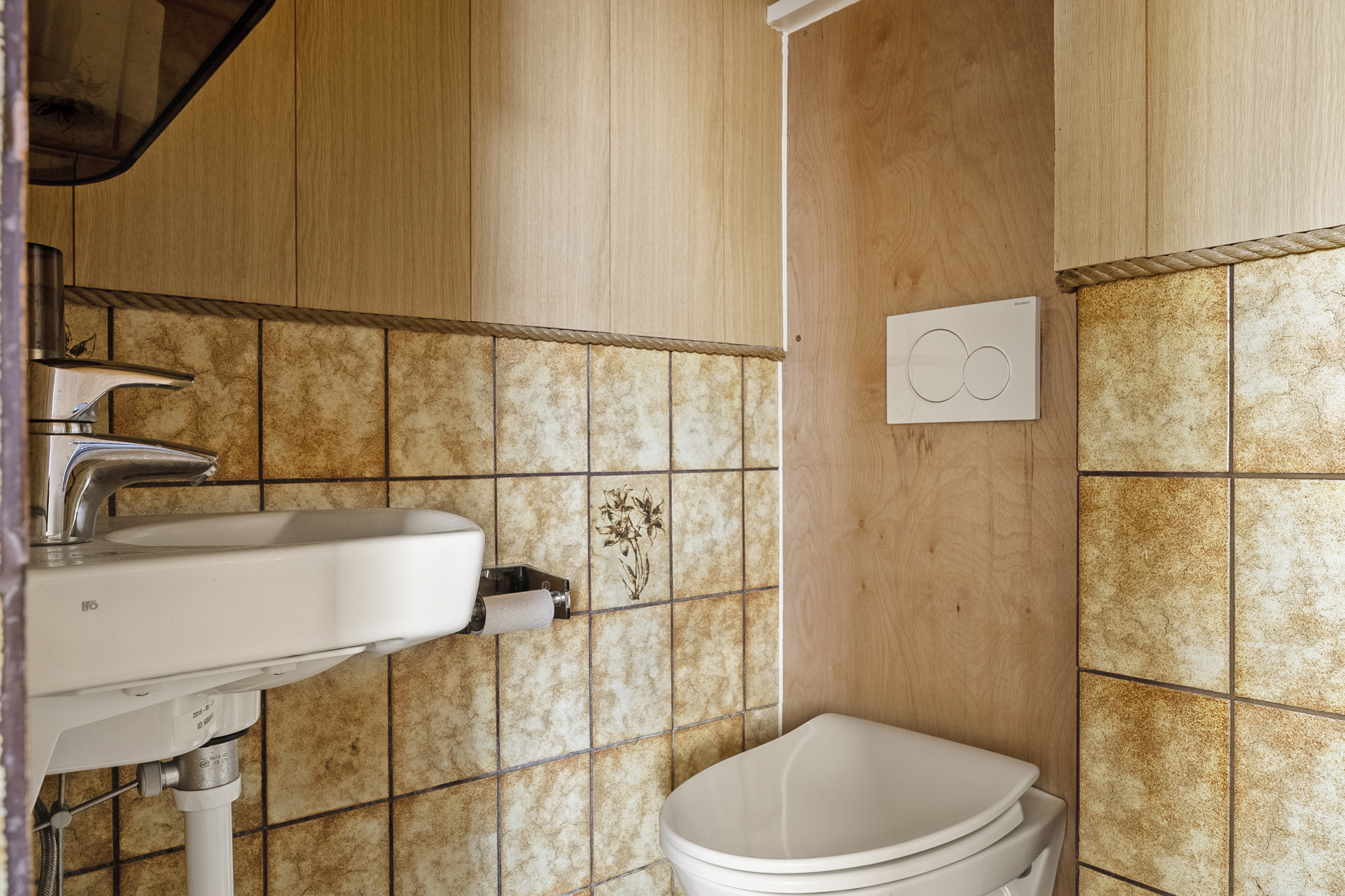 Fremhævet toilet billede i fuldskærmstilstand. Billede af Fussingsvej 41, 8700 Horsens