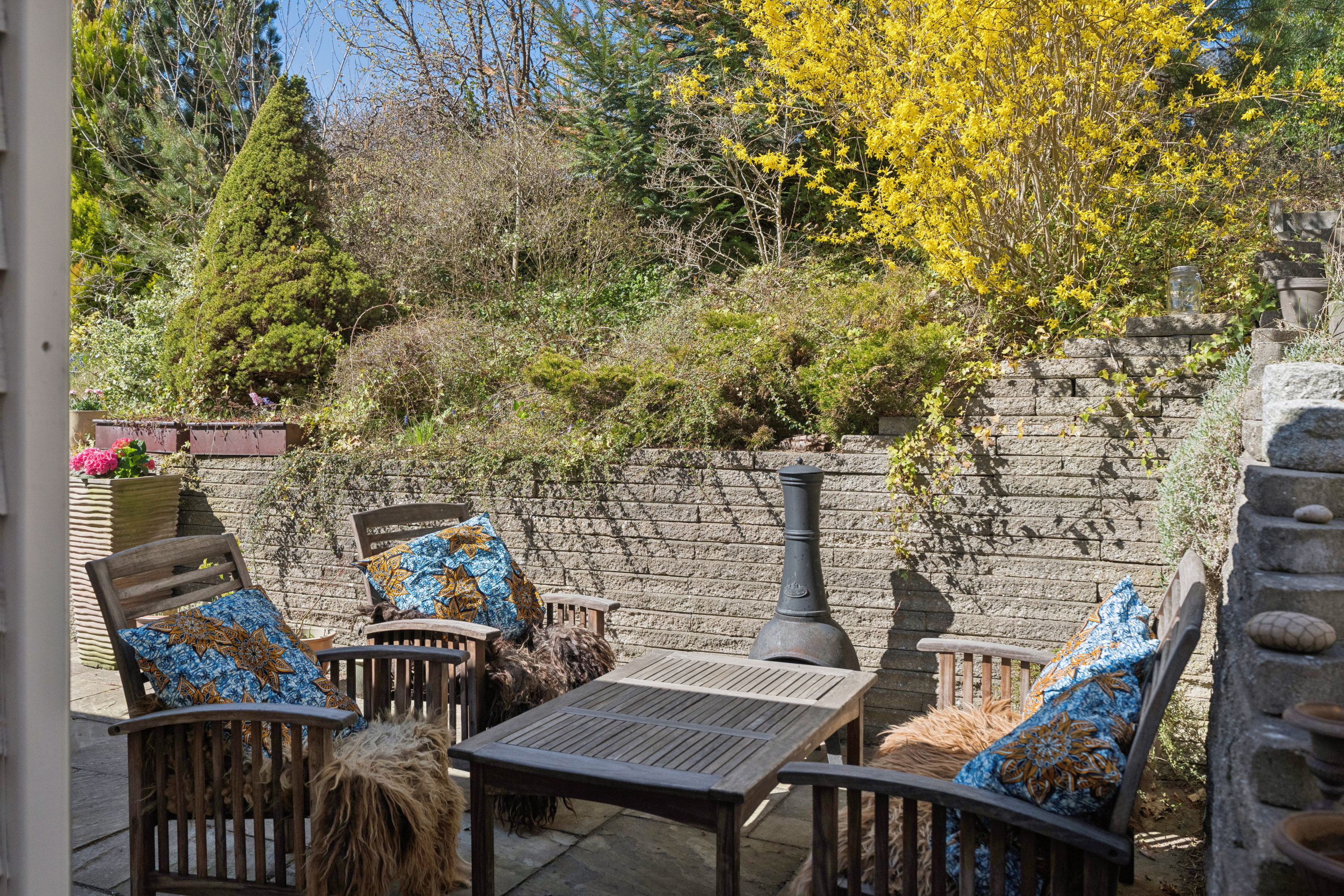 Fremhævet terrasse billede i fuldskærmstilstand. Billede af Silkehalevej 14, Skelhøje Plantage, 8400 Ebeltoft