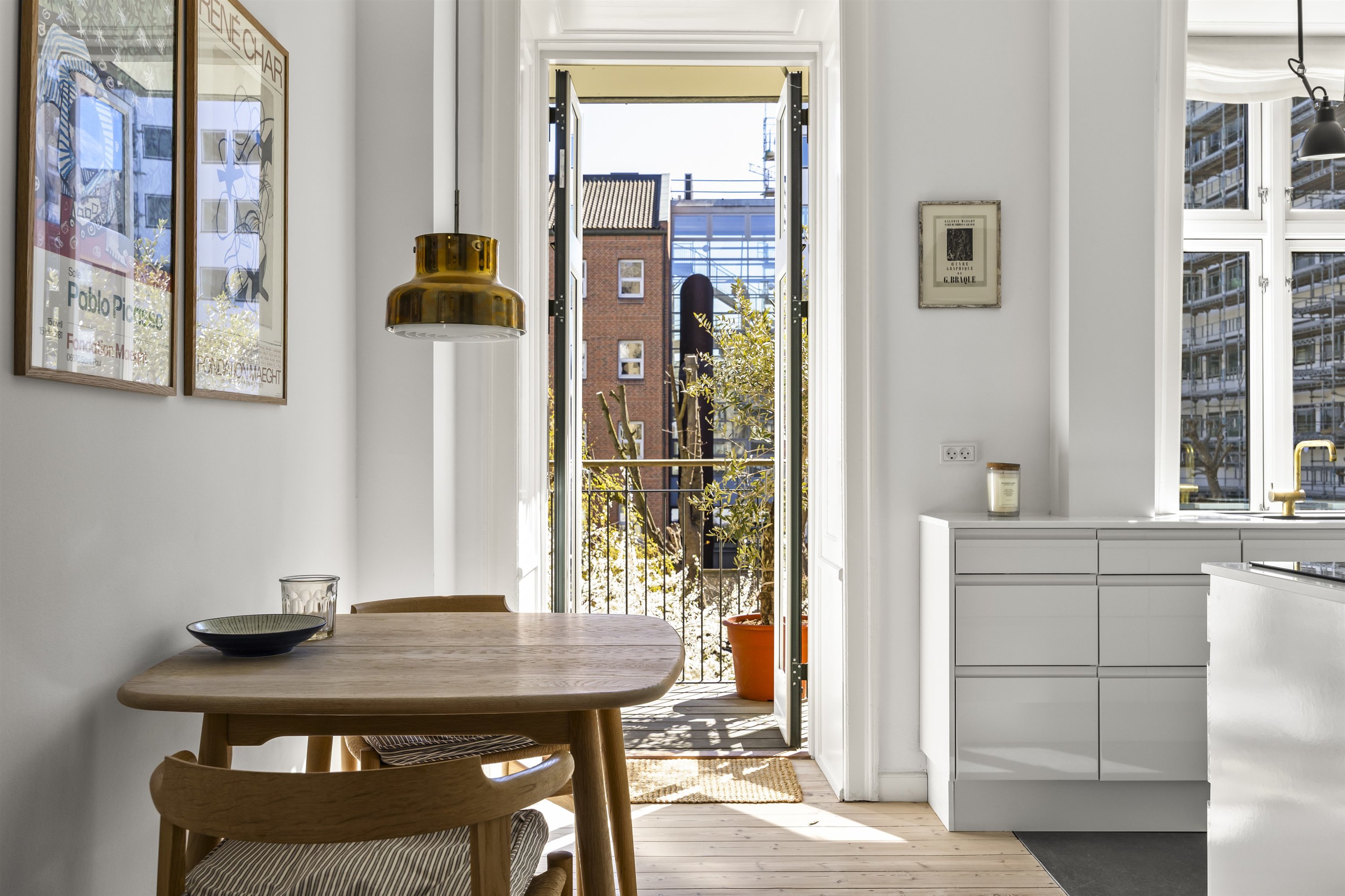 Fremhævet andet billede i fuldskærmstilstand. Billede af Strandvejen 110B, 1. tv., 2900 Hellerup