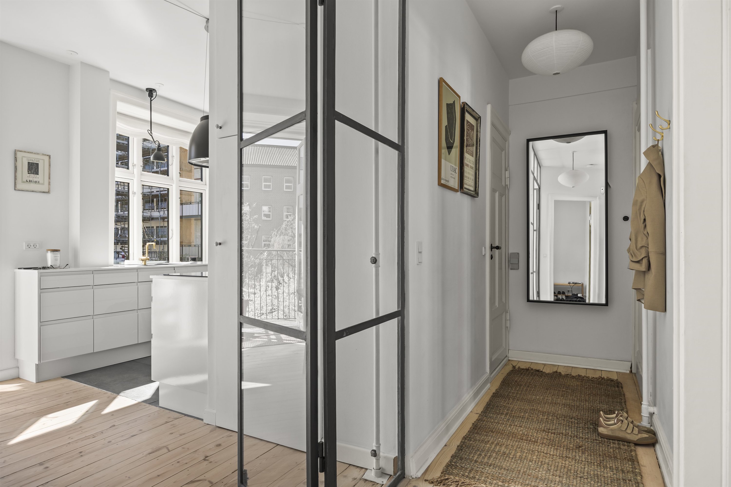 Fremhævet andet billede i fuldskærmstilstand. Billede af Strandvejen 110B, 1. tv., 2900 Hellerup