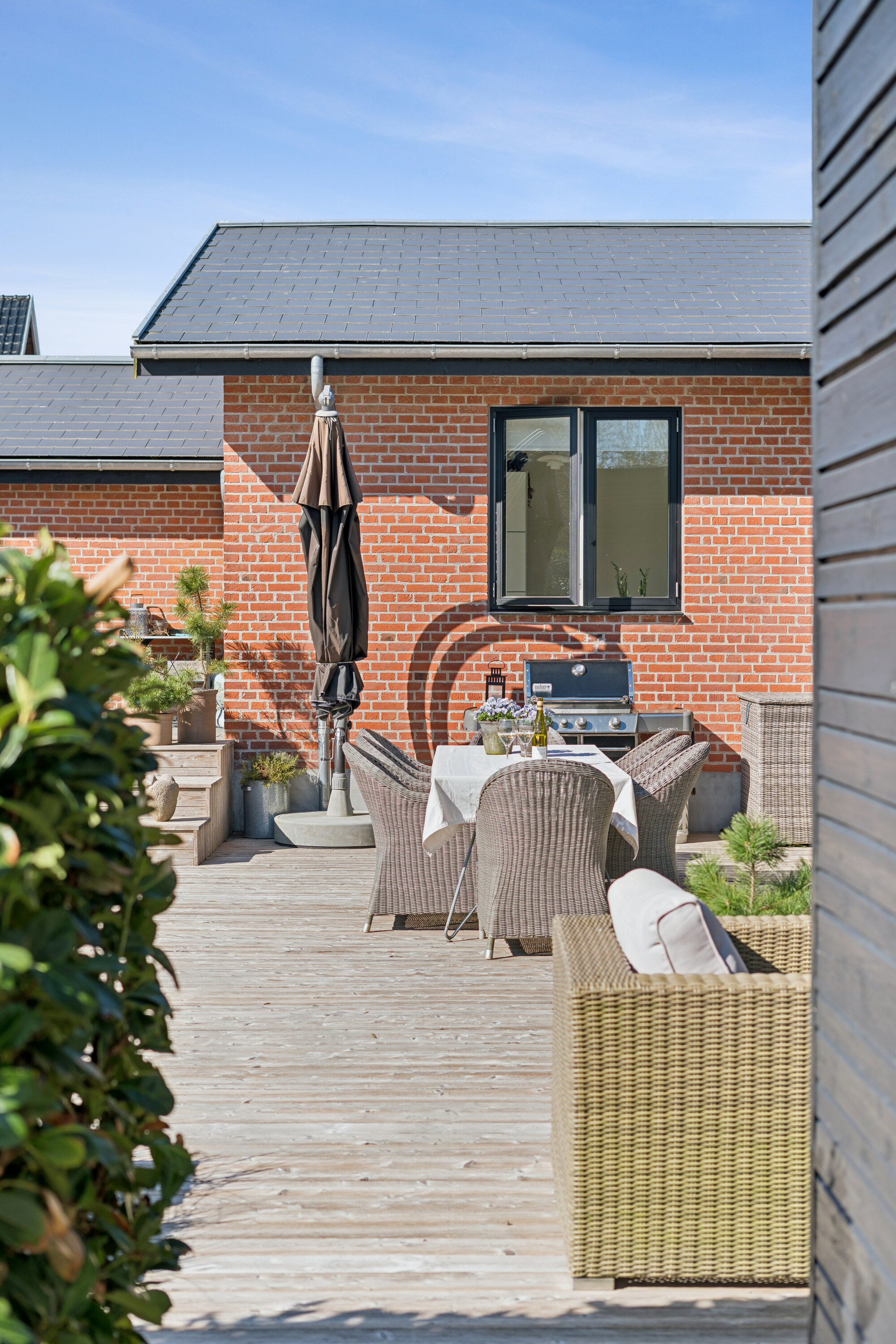 Fremhævet terrasse billede i fuldskærmstilstand. Billede af Lillisvej 4, 9000 Aalborg