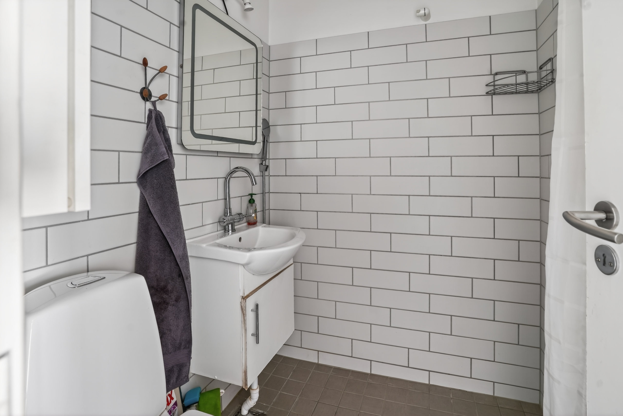 Fremhævet badeværelse billede i fuldskærmstilstand. Billede af Ericavej 147, 2. 33., 2820 Gentofte