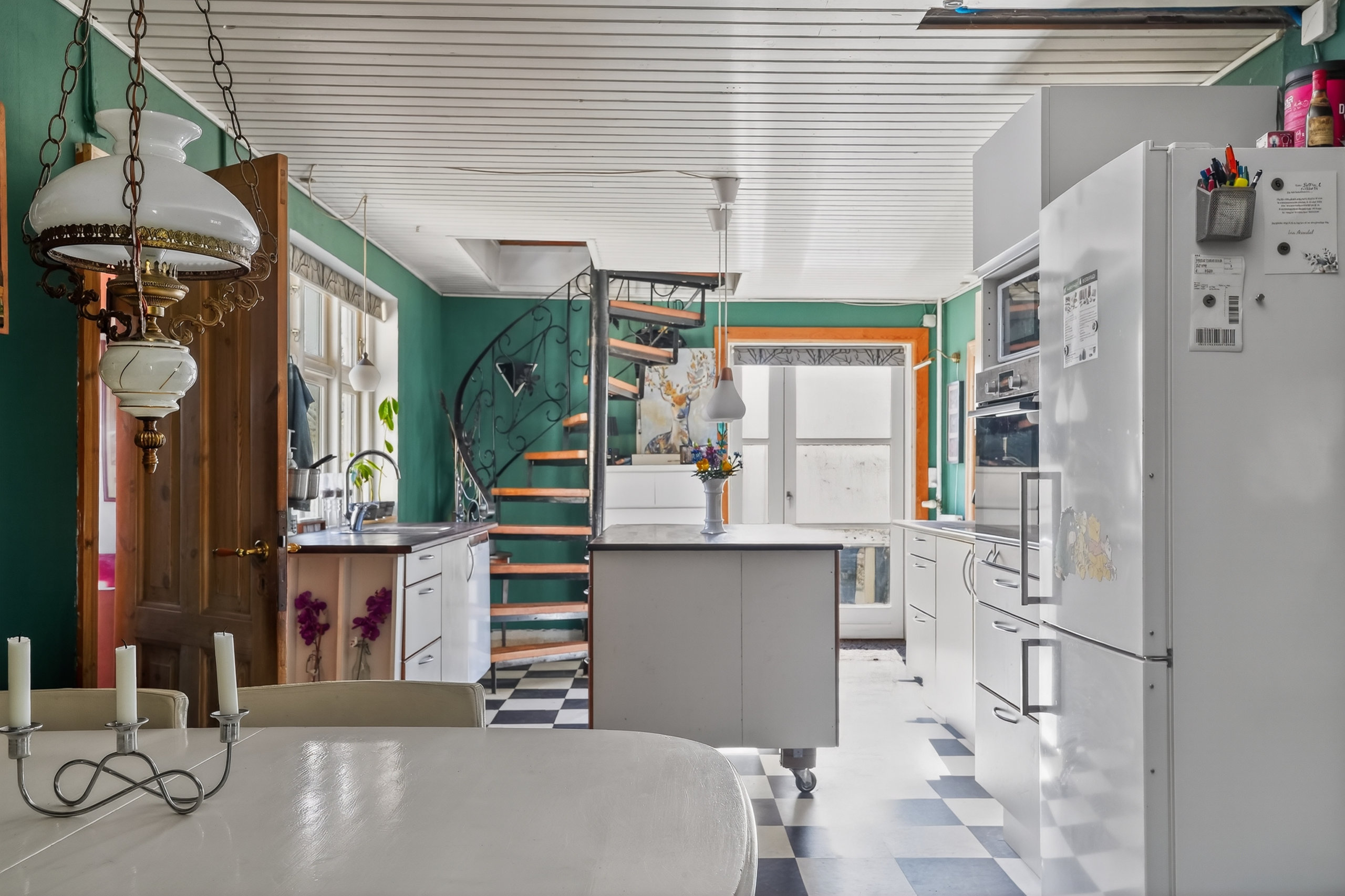 Fremhævet køkken billede i fuldskærmstilstand. Billede af Telemansvej 1, Yderby Lyng, 4583 Sjællands Odde