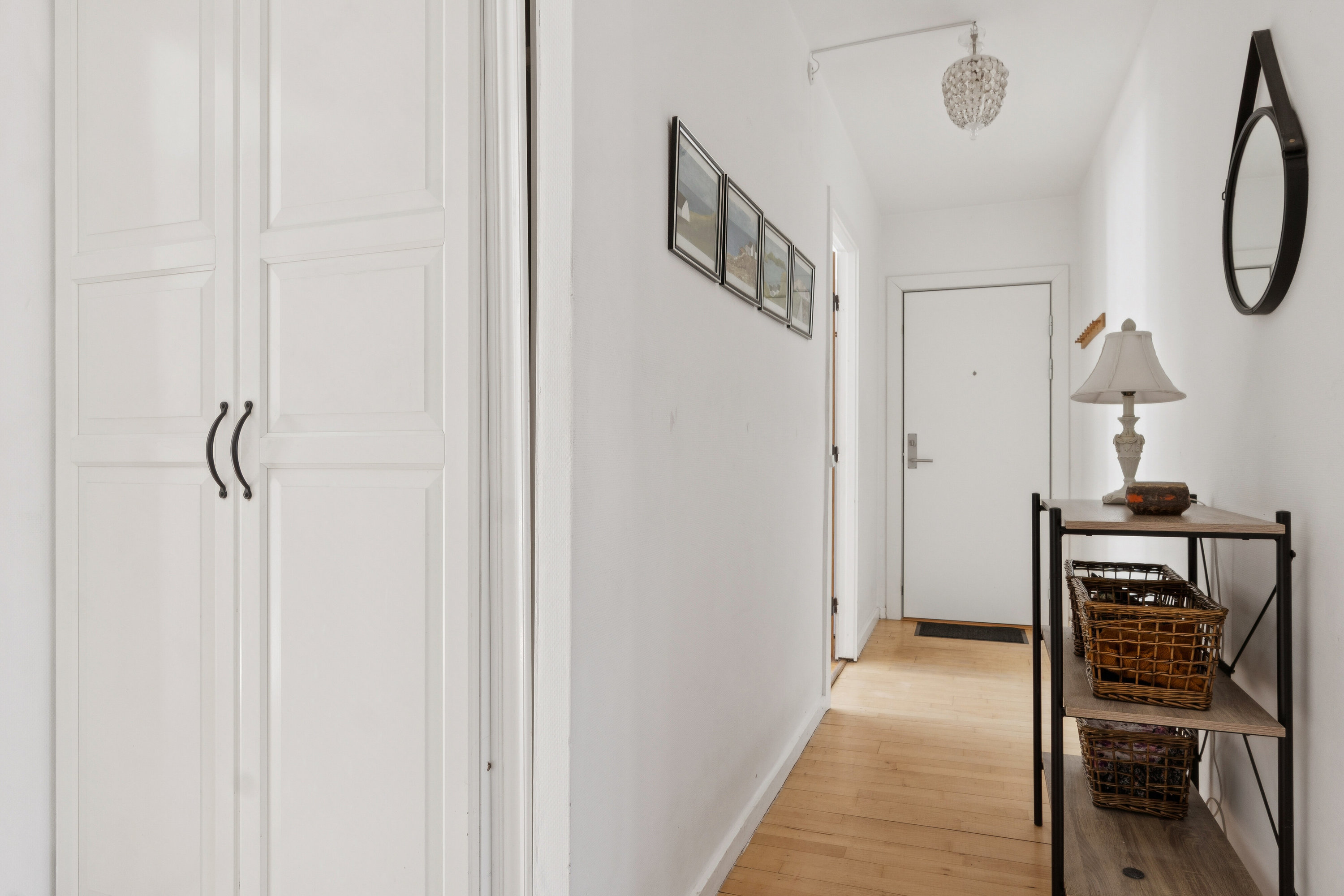 Fremhævet hall billede i fuldskærmstilstand. Billede af Ejboparken 39, st.. th., 4000 Roskilde