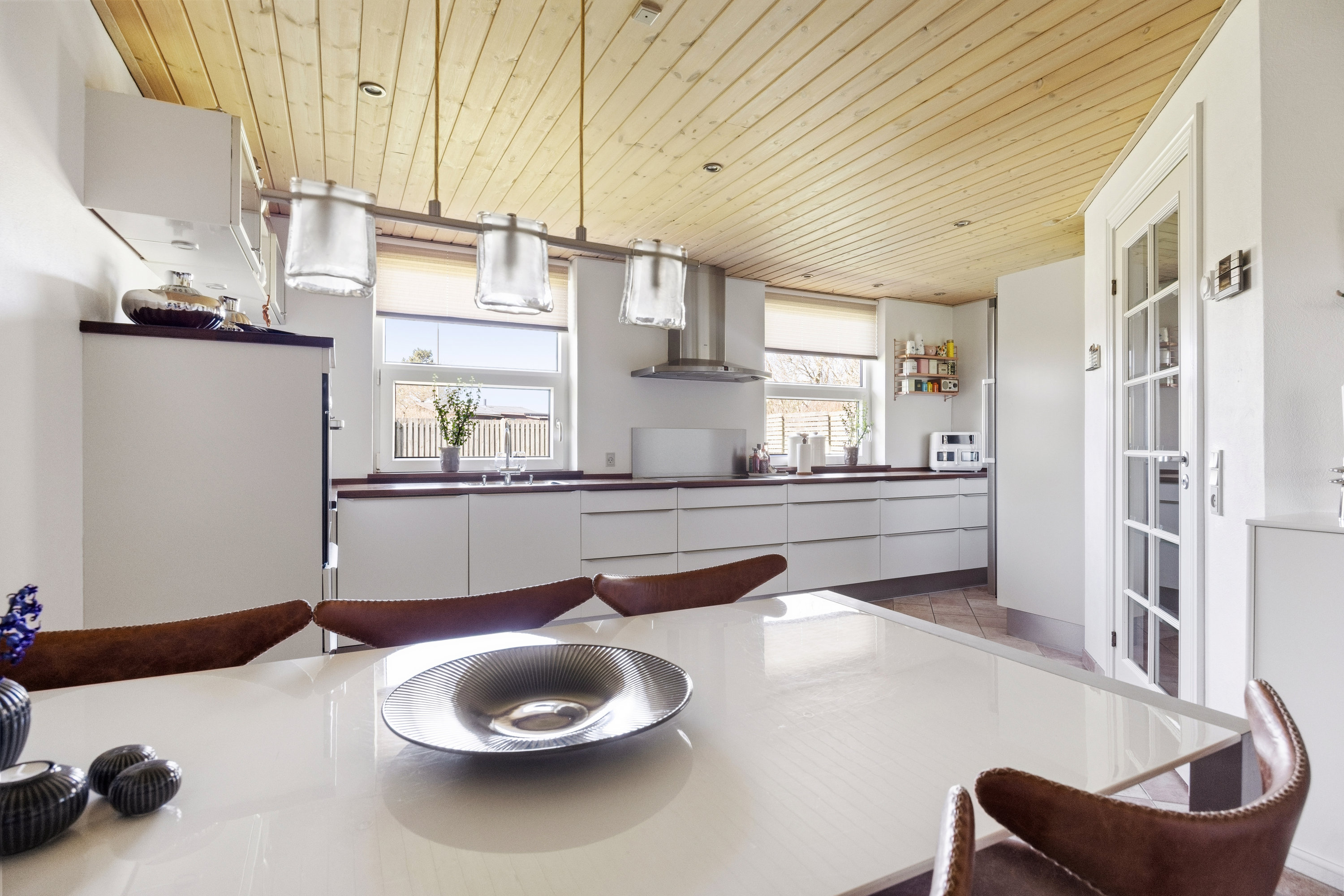 Fremhævet køkken billede i fuldskærmstilstand. Billede af Enebærvænget 10, 9850 Hirtshals