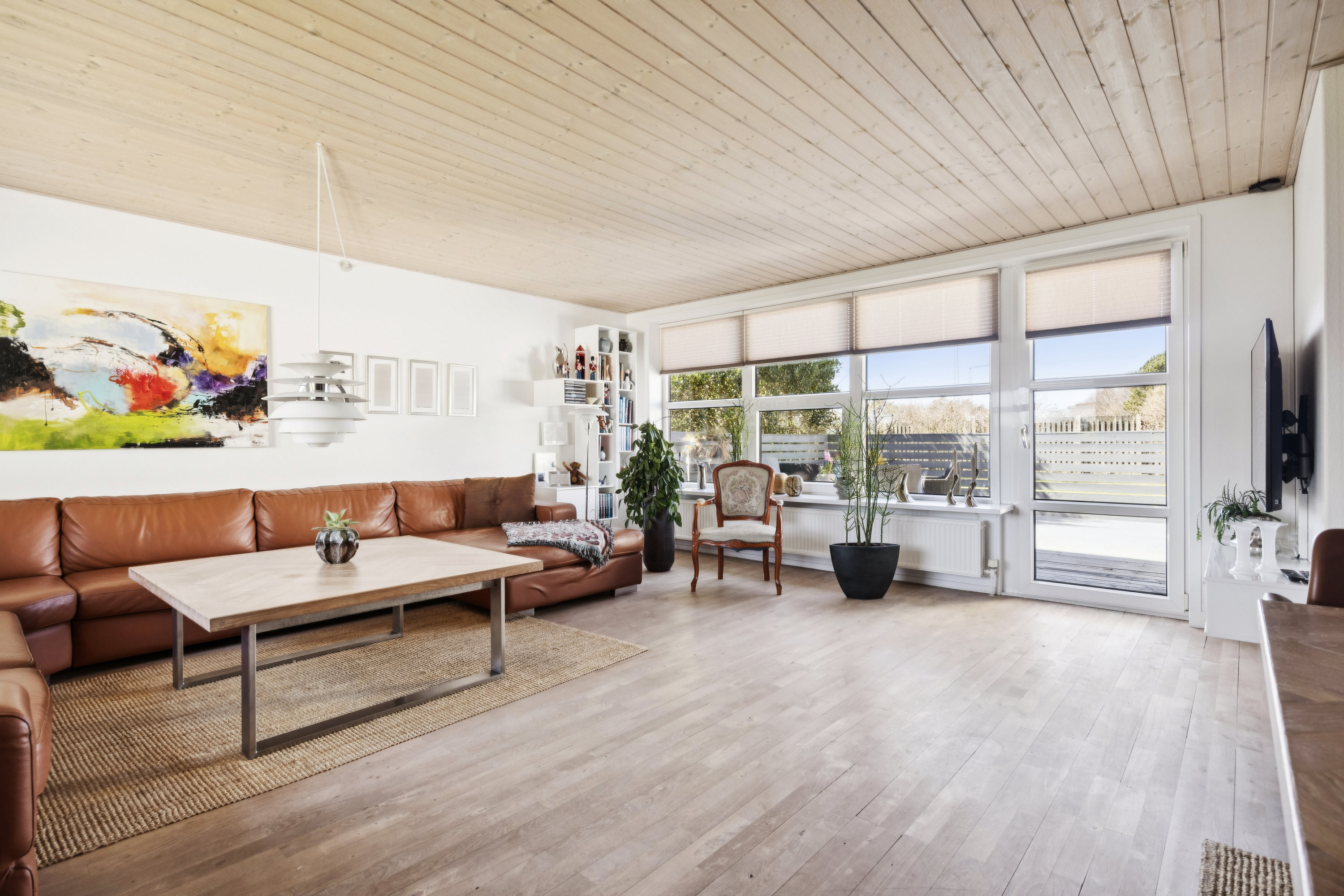 Fremhævet stue billede i fuldskærmstilstand. Billede af Enebærvænget 10, 9850 Hirtshals