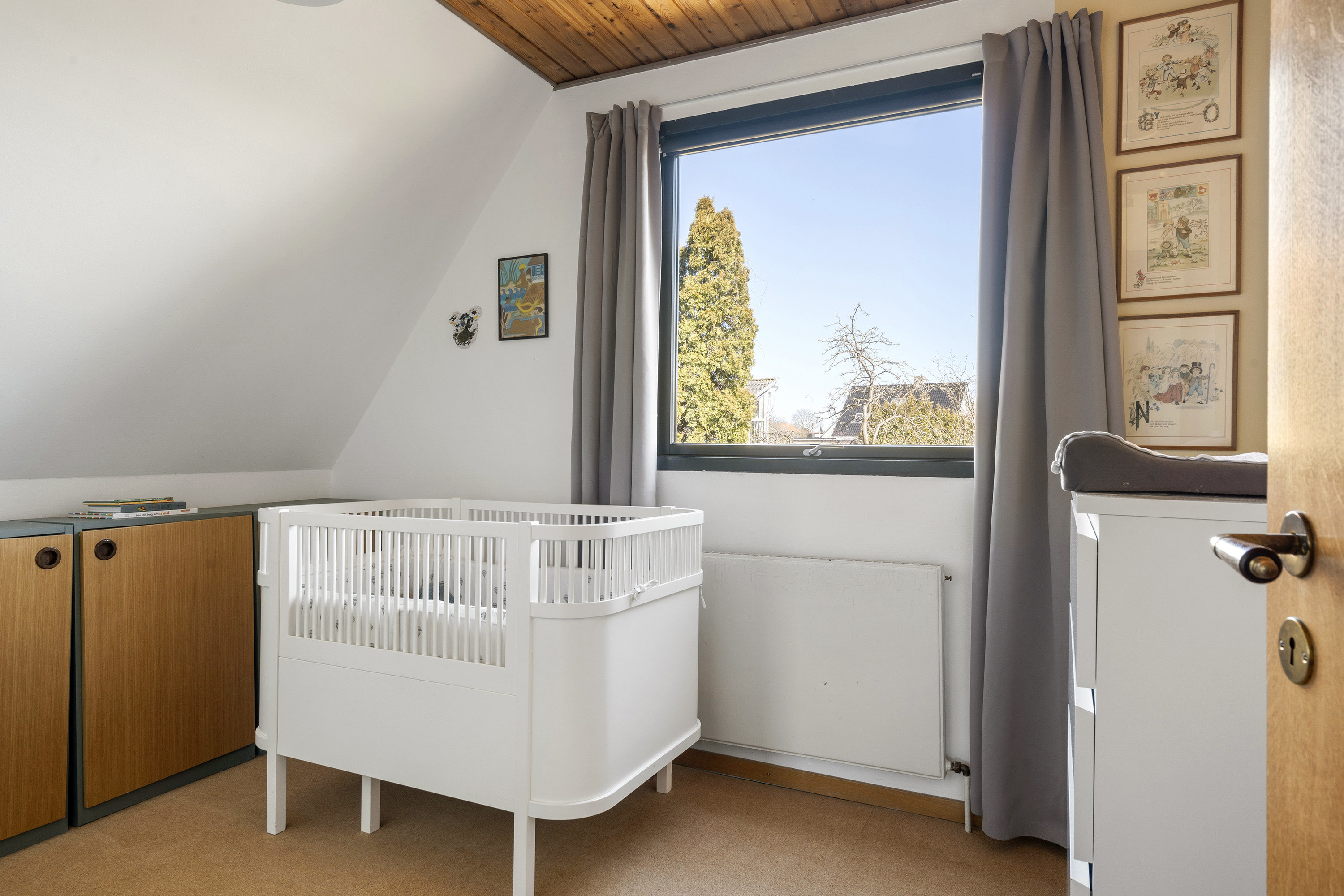 Fremhævet soveværelse billede i fuldskærmstilstand. Billede af Gammel Køge Landevej 775B, 2660 Brøndby Strand