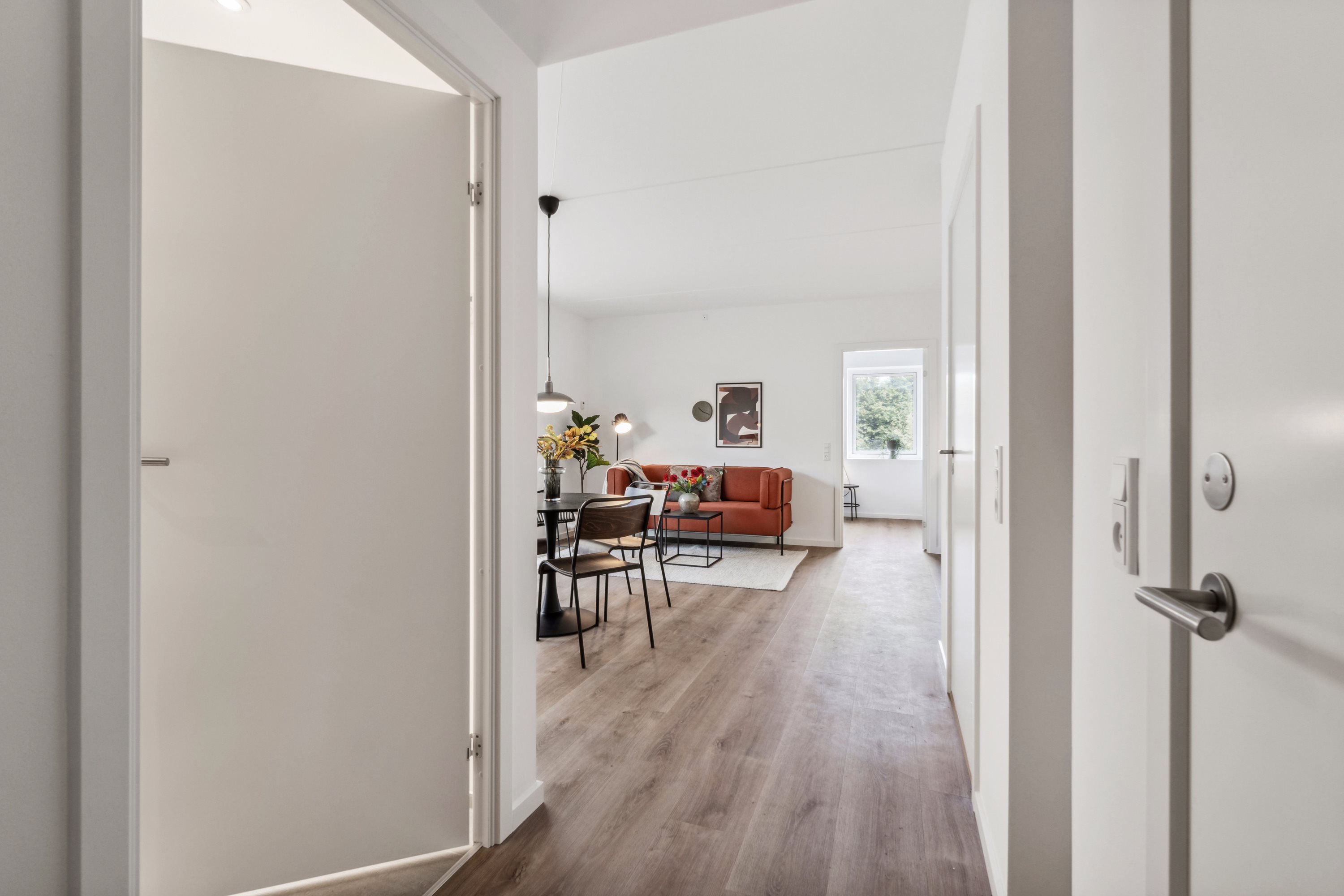 Fremhævet  billede i fuldskærmstilstand. Billede af Midgårdsvej 38, 1. 4., Bolbro, 5200 Odense V