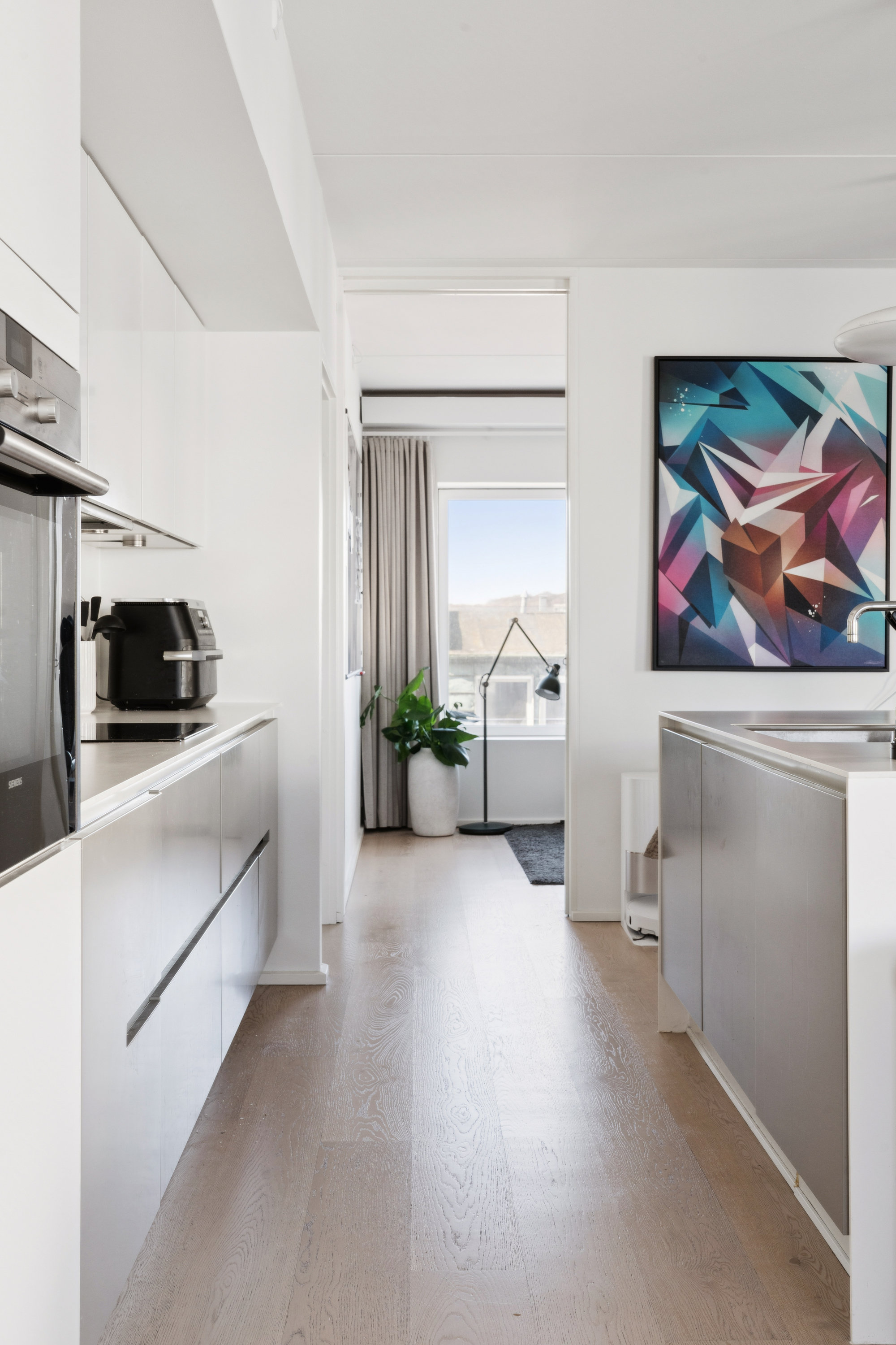 Fremhævet køkken billede i fuldskærmstilstand. Billede af Strandvejen 3, 6. 1., 9000 Aalborg