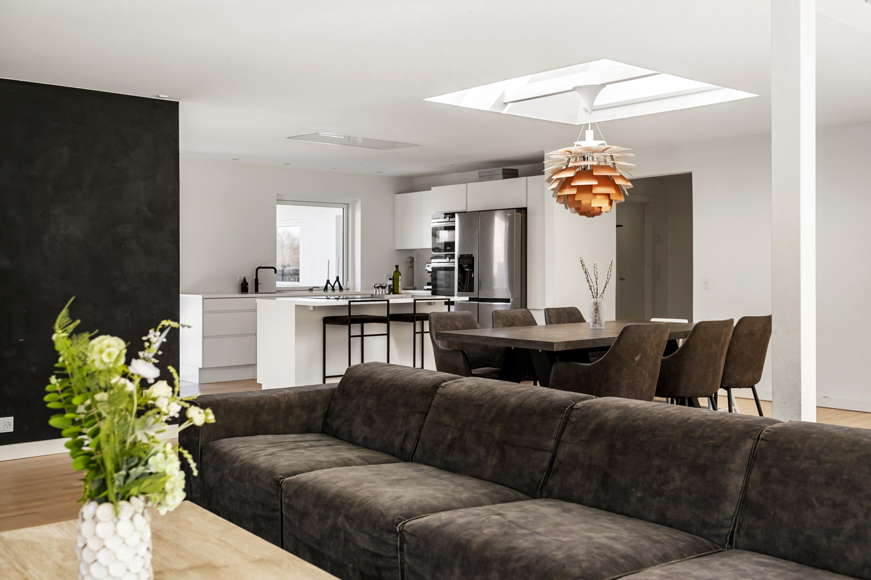 Fremhævet stue billede i fuldskærmstilstand. Billede af Hovgårdsvej 11, 3060 Espergærde