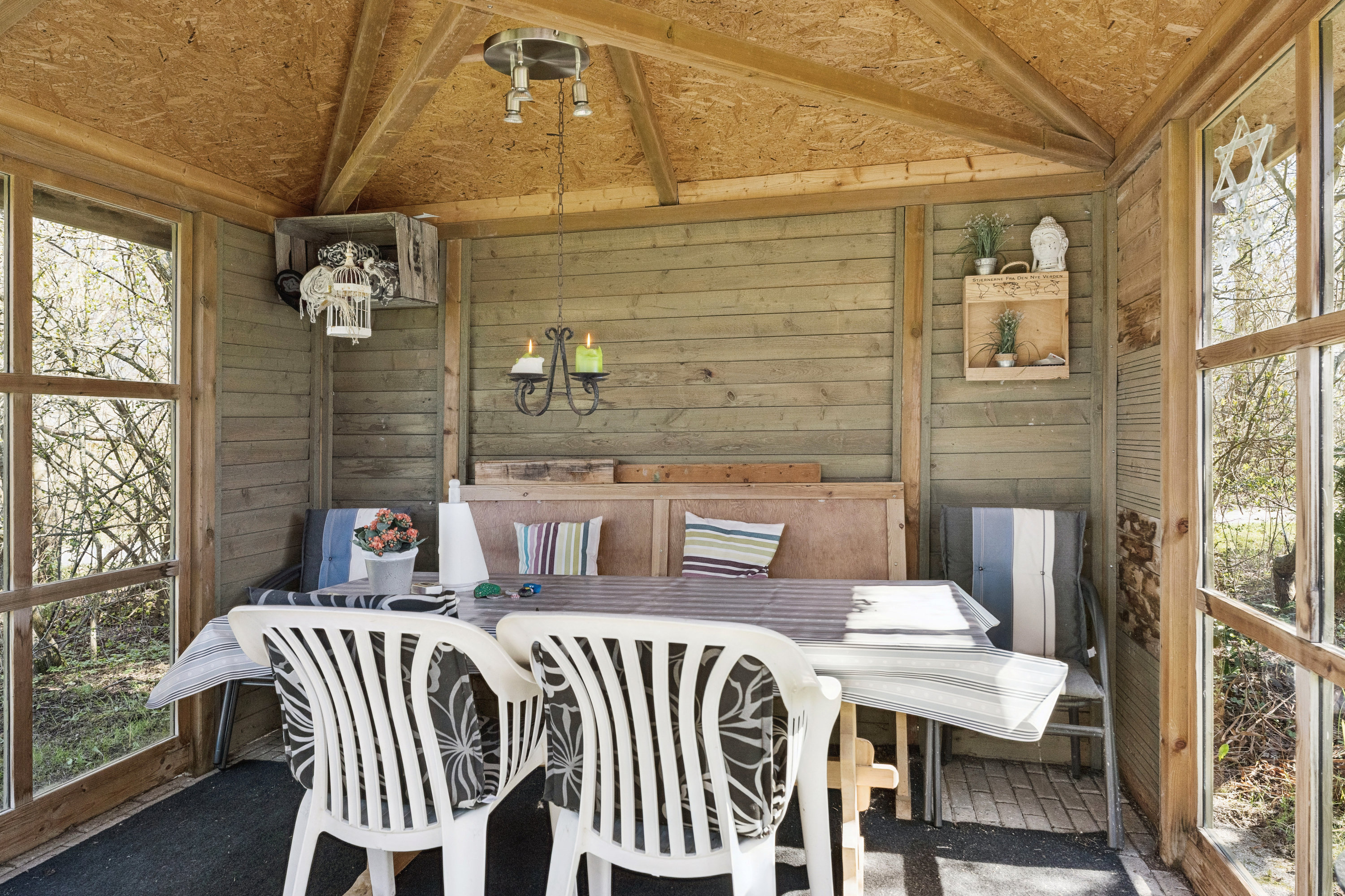 Fremhævet stue billede i fuldskærmstilstand. Billede af Mejsevej 14, Ahl Strand, 8400 Ebeltoft