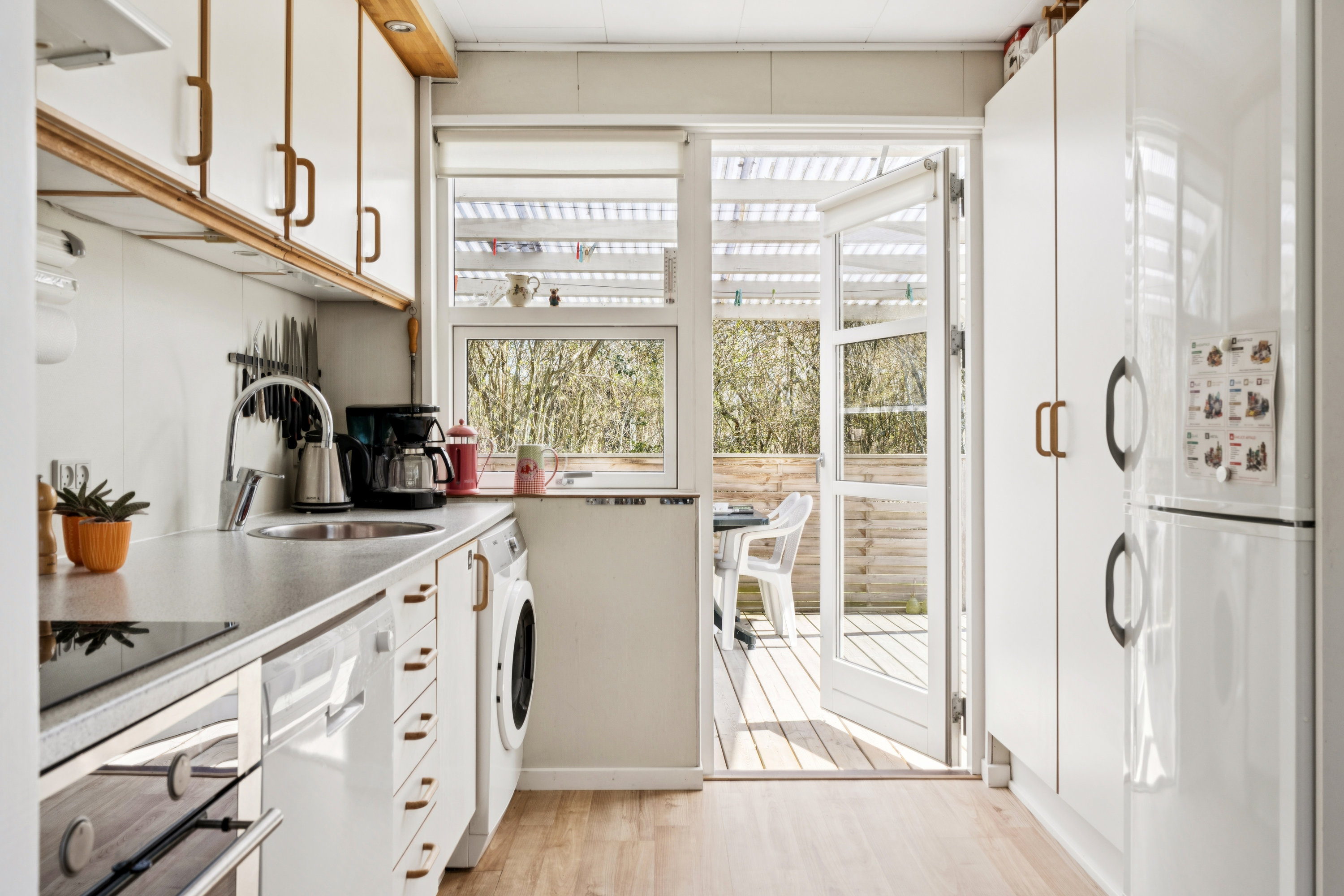 Fremhævet køkken billede i fuldskærmstilstand. Billede af Mejsevej 14, Ahl Strand, 8400 Ebeltoft