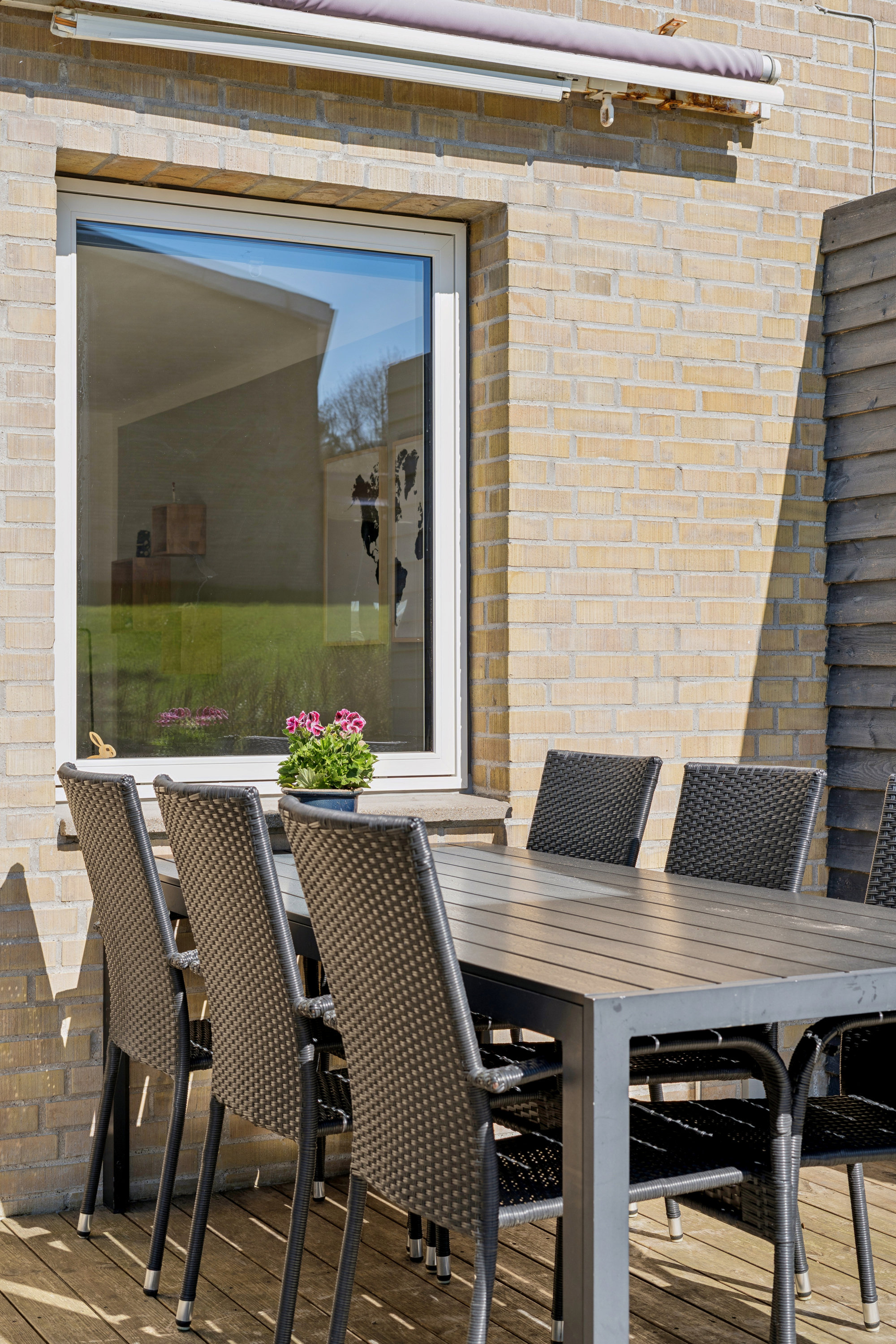 Fremhævet terrasse billede i fuldskærmstilstand. Billede af Gertrud Rasks Vej 122, Gug, 9210 Aalborg SØ