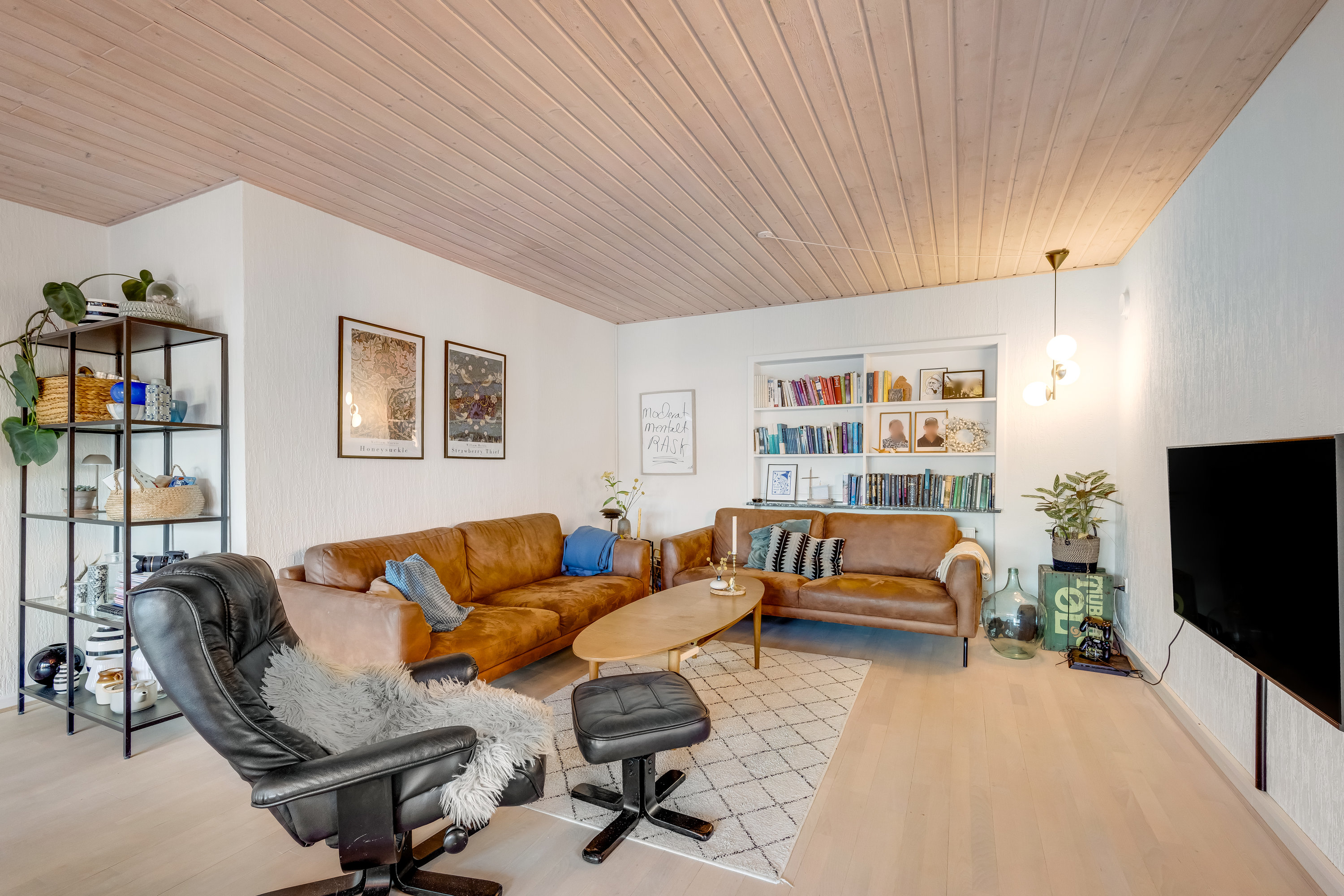 Fremhævet stue billede i fuldskærmstilstand. Billede af Søndergade 22, 6920 Videbæk