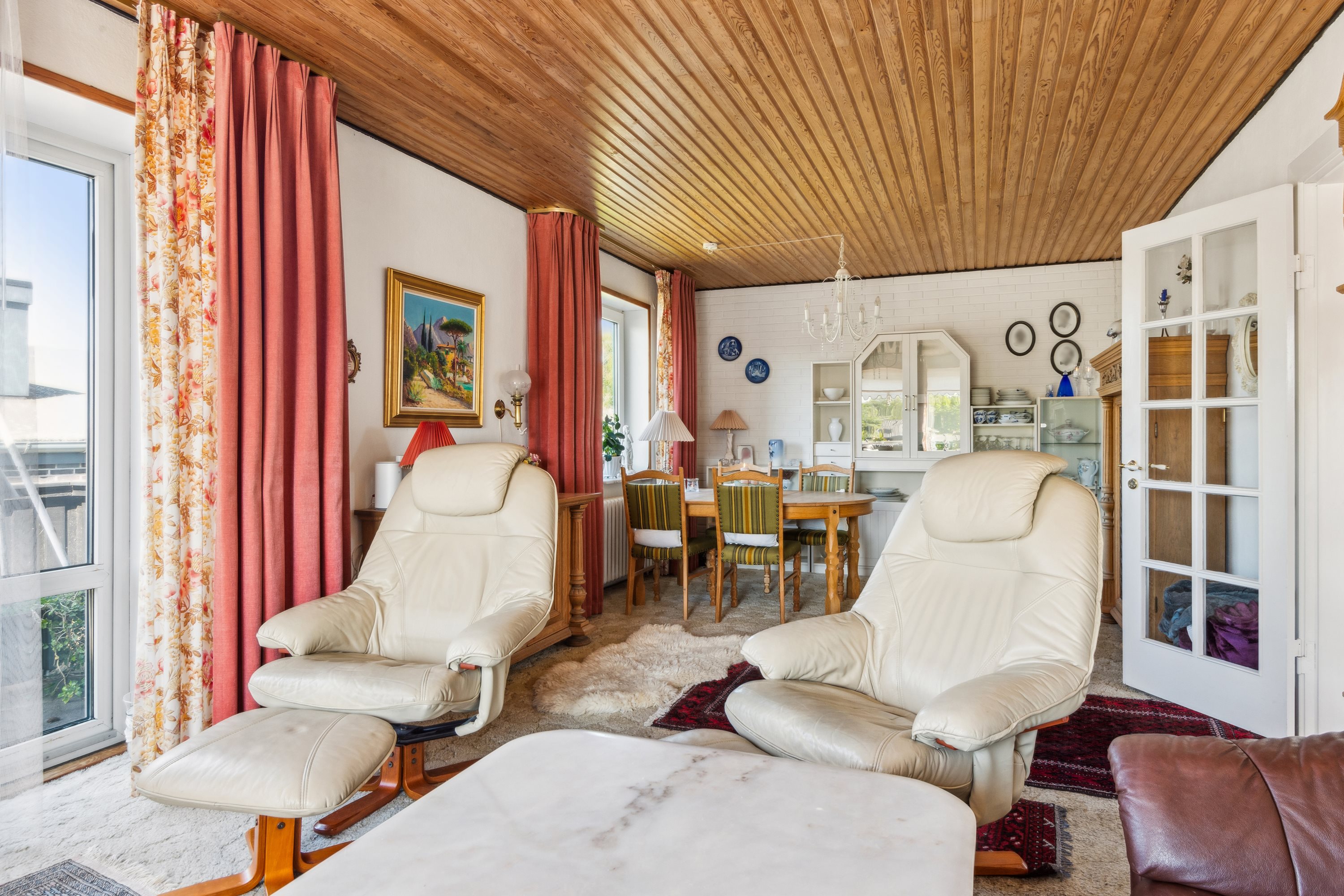 Fremhævet stue billede i fuldskærmstilstand. Billede af Oluf Borchs Vej 27, 9000 Aalborg