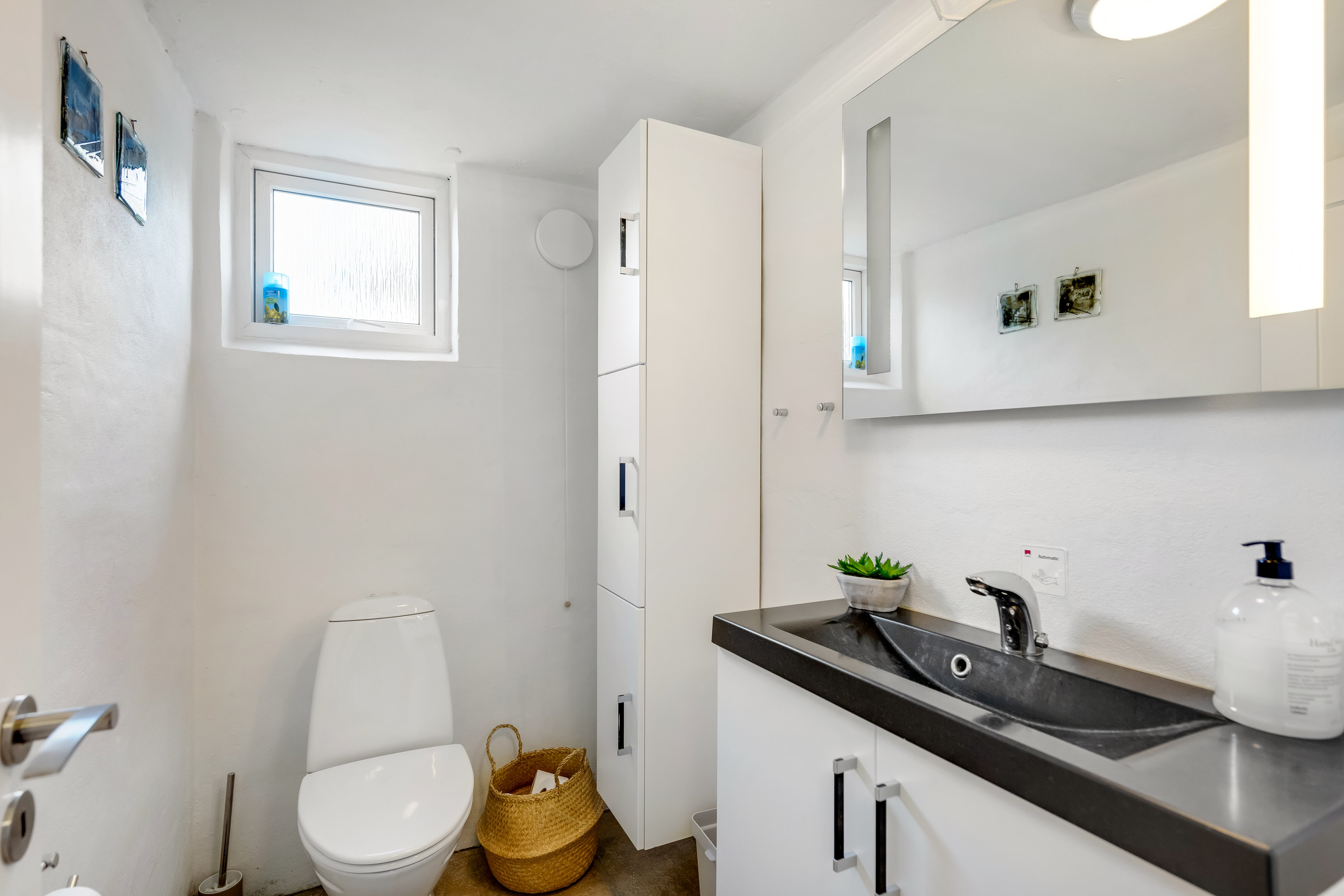 Fremhævet badeværelse billede i fuldskærmstilstand. Billede af Søndergade 22, 6920 Videbæk