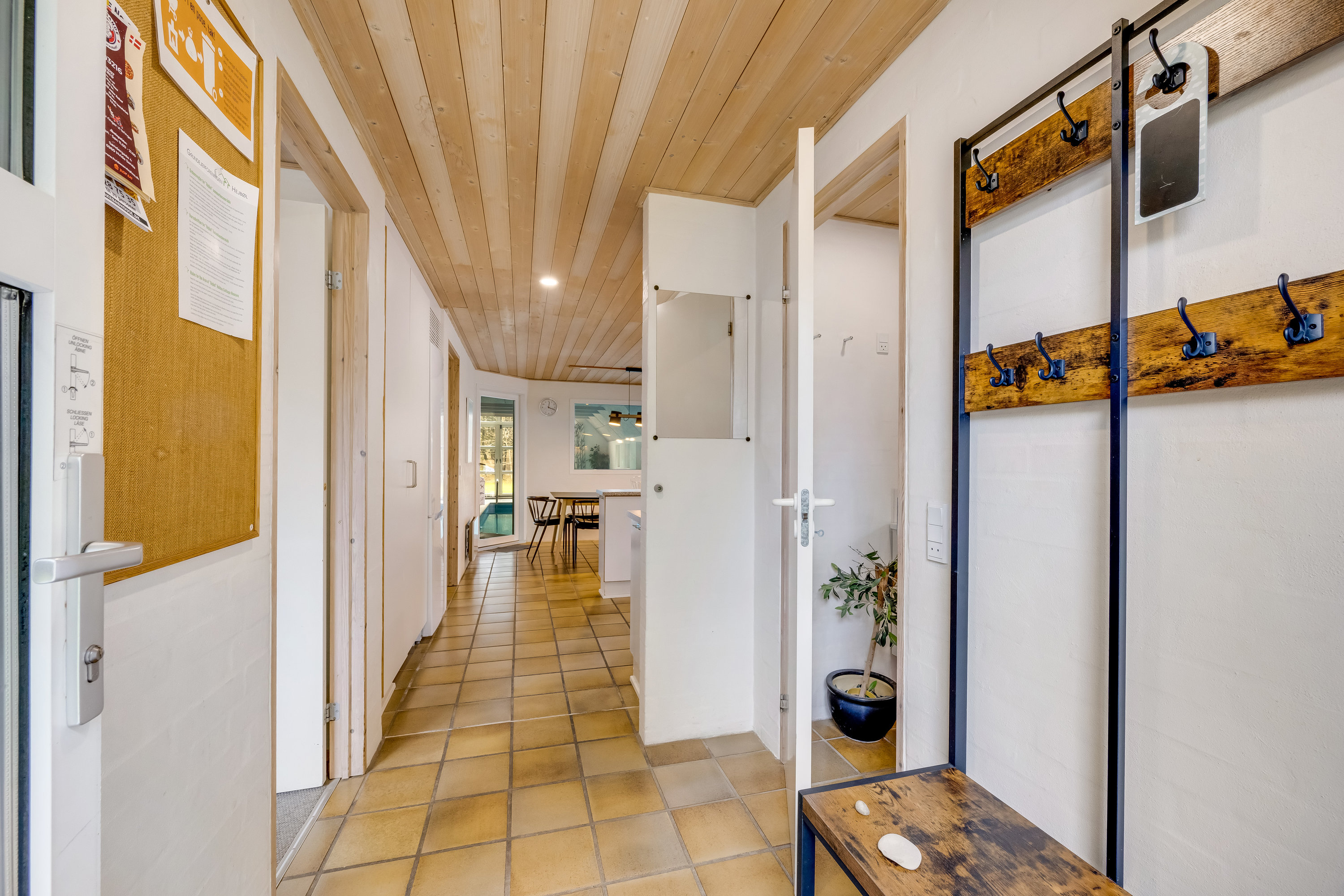 Fremhævet gang billede i fuldskærmstilstand. Billede af Skovvang 33, Lønne, 6830 Nørre Nebel