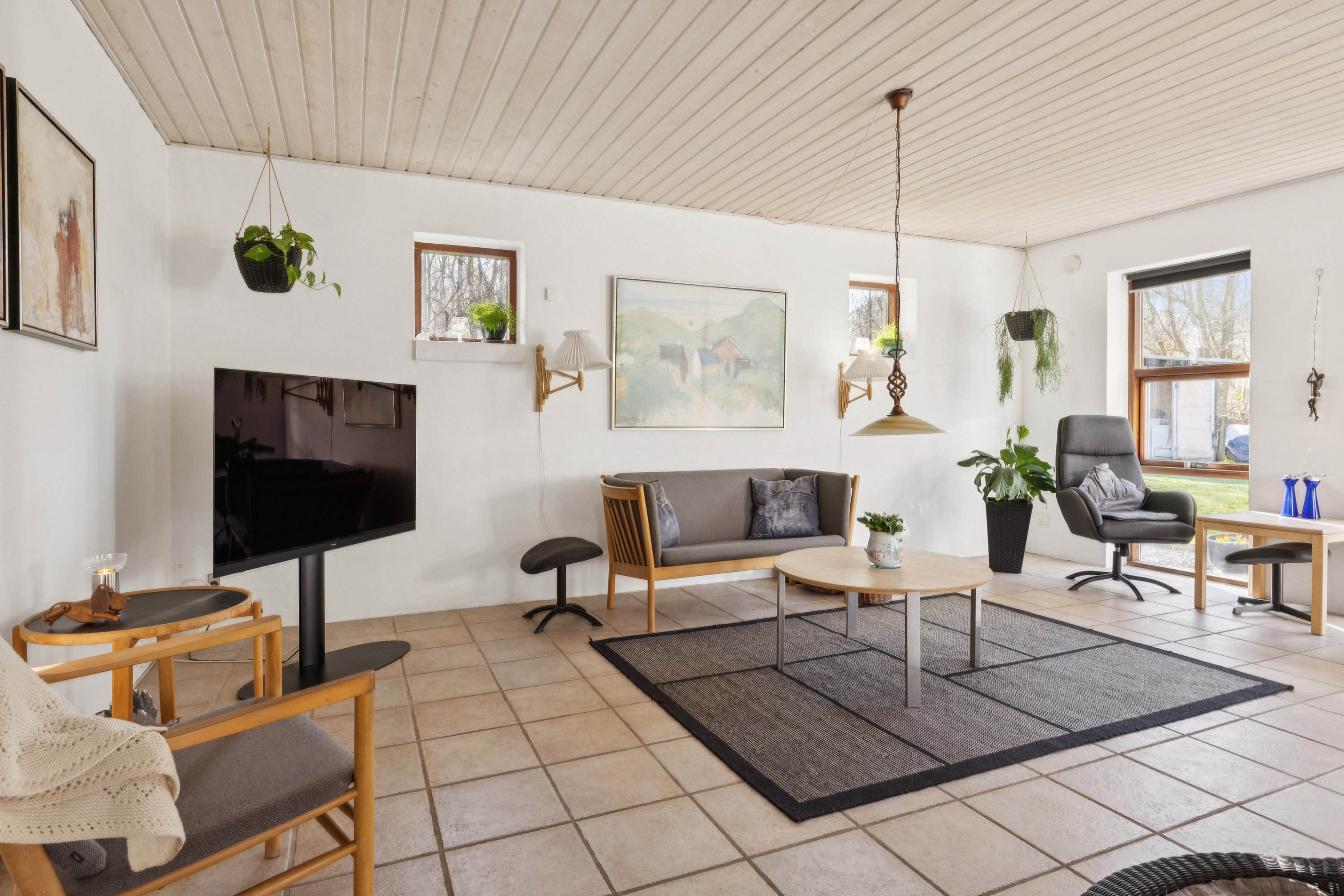 Fremhævet stue billede i fuldskærmstilstand. Billede af Skyttebakken 8B, 8550 Ryomgård