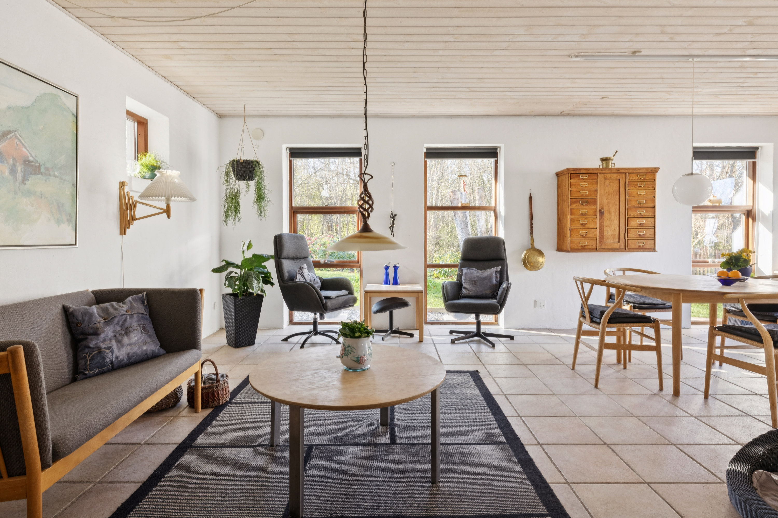 Fremhævet stue billede i fuldskærmstilstand. Billede af Skyttebakken 8B, 8550 Ryomgård