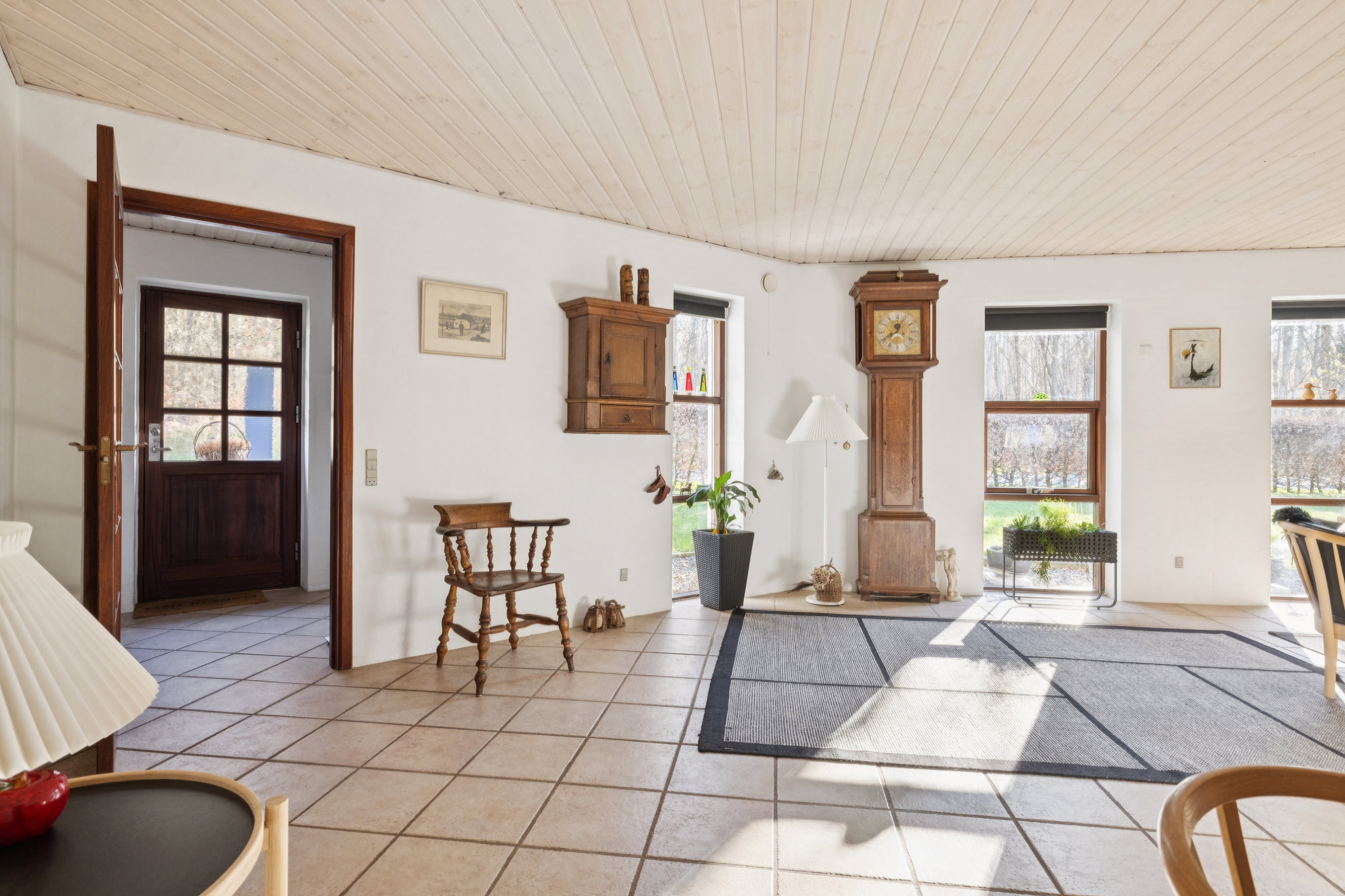 Fremhævet stue billede i fuldskærmstilstand. Billede af Skyttebakken 8B, 8550 Ryomgård