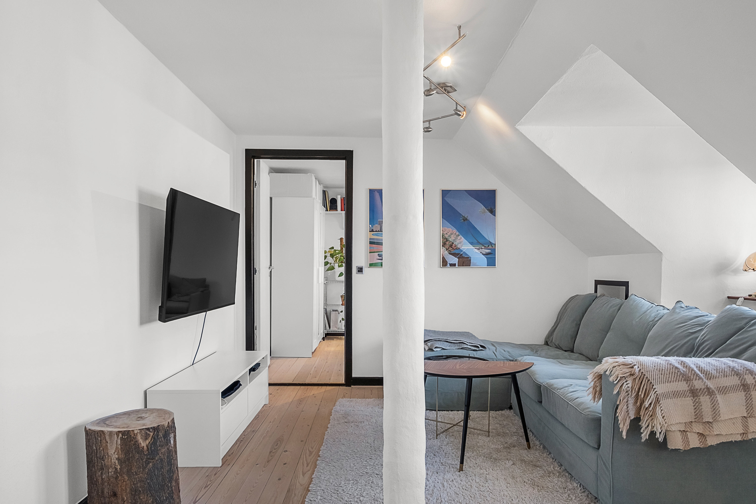 Fremhævet stue billede i fuldskærmstilstand. Billede af Søndre Ringgade 77, 5. 1., 8000 Aarhus C