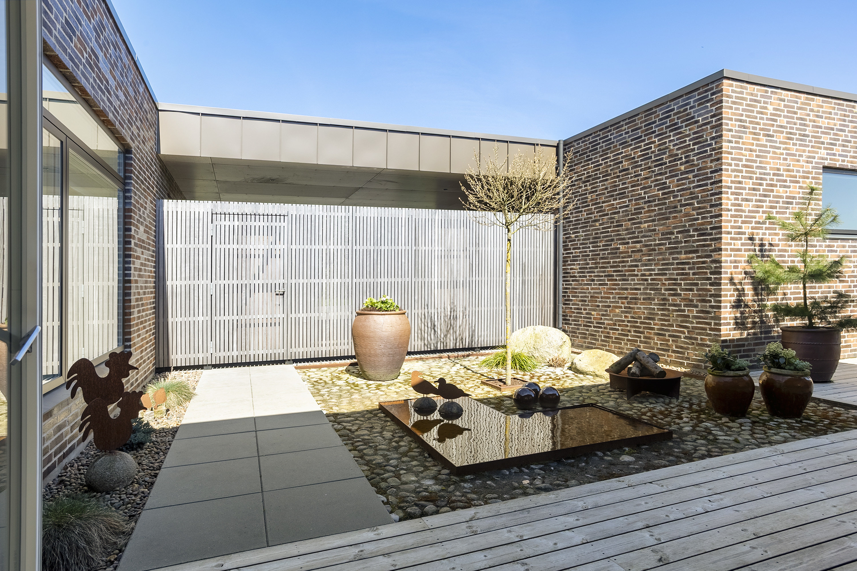 Fremhævet ejendommen billede i fuldskærmstilstand. Billede af Vigårdsvej 12, Læborg, 6600 Vejen