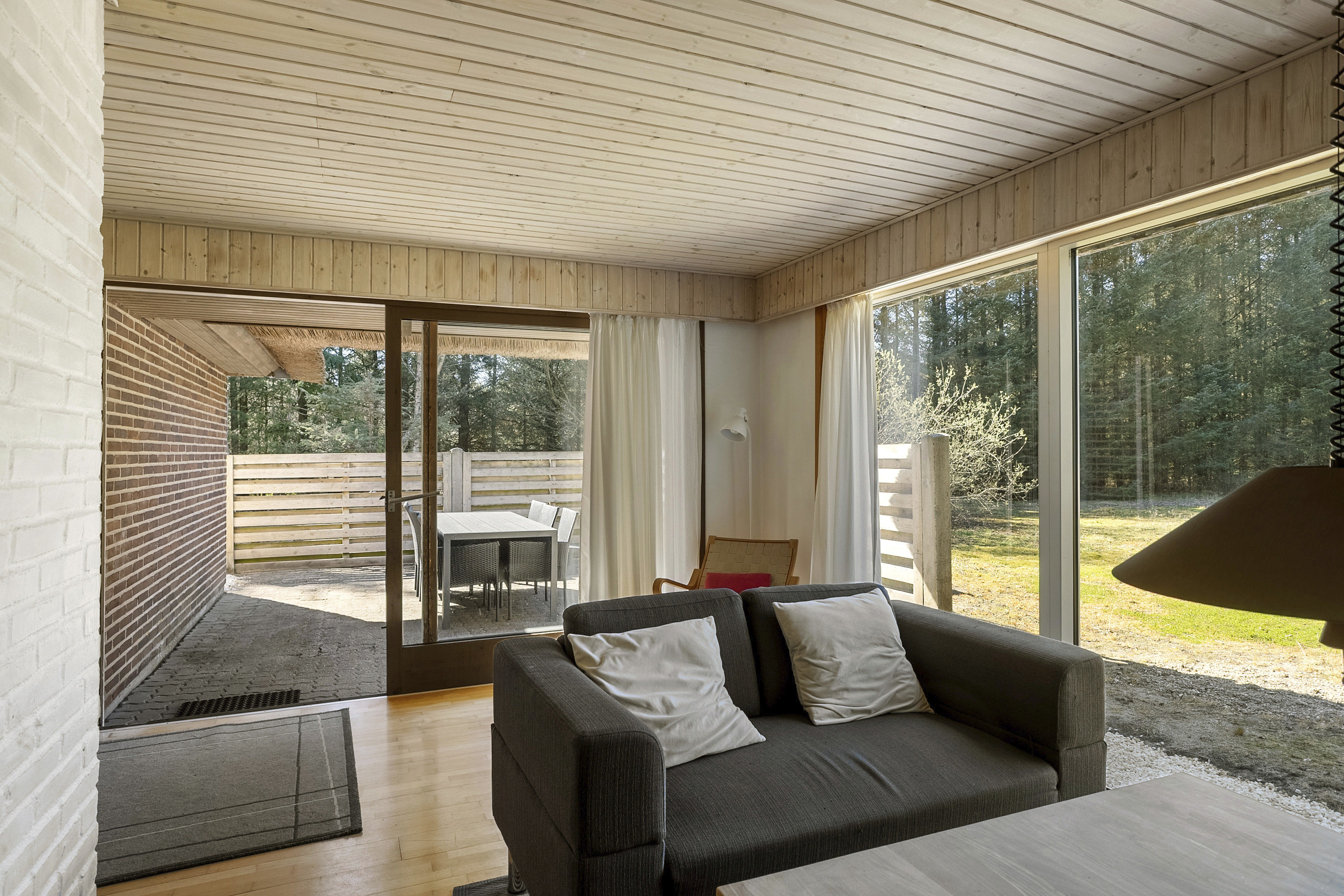 Fremhævet stue billede i fuldskærmstilstand. Billede af Vester Mosevej 9, Husby, 6990 Ulfborg