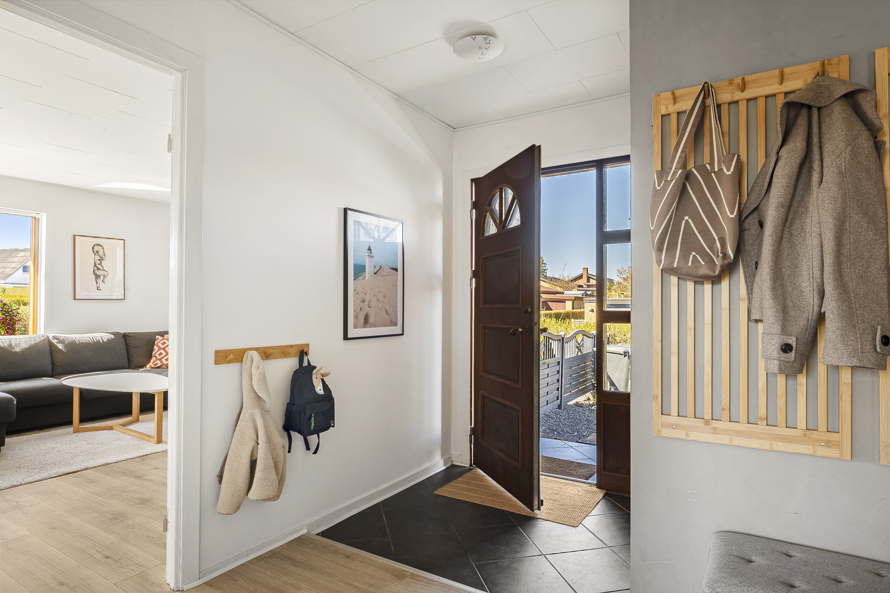 Fremhævet entré billede i fuldskærmstilstand. Billede af Kantatealle 16, 8700 Horsens