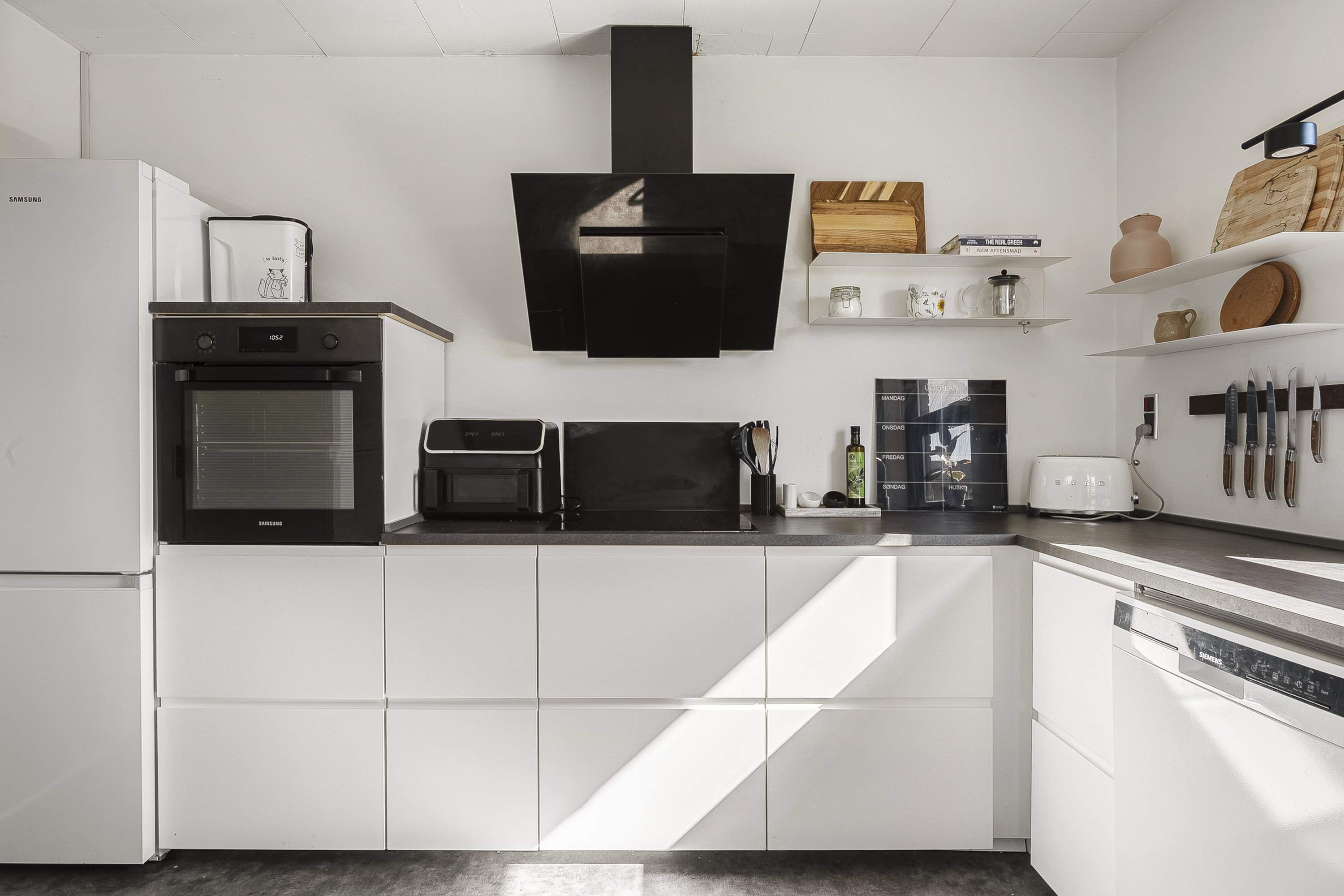 Fremhævet køkken billede i fuldskærmstilstand. Billede af Kantatealle 16, 8700 Horsens