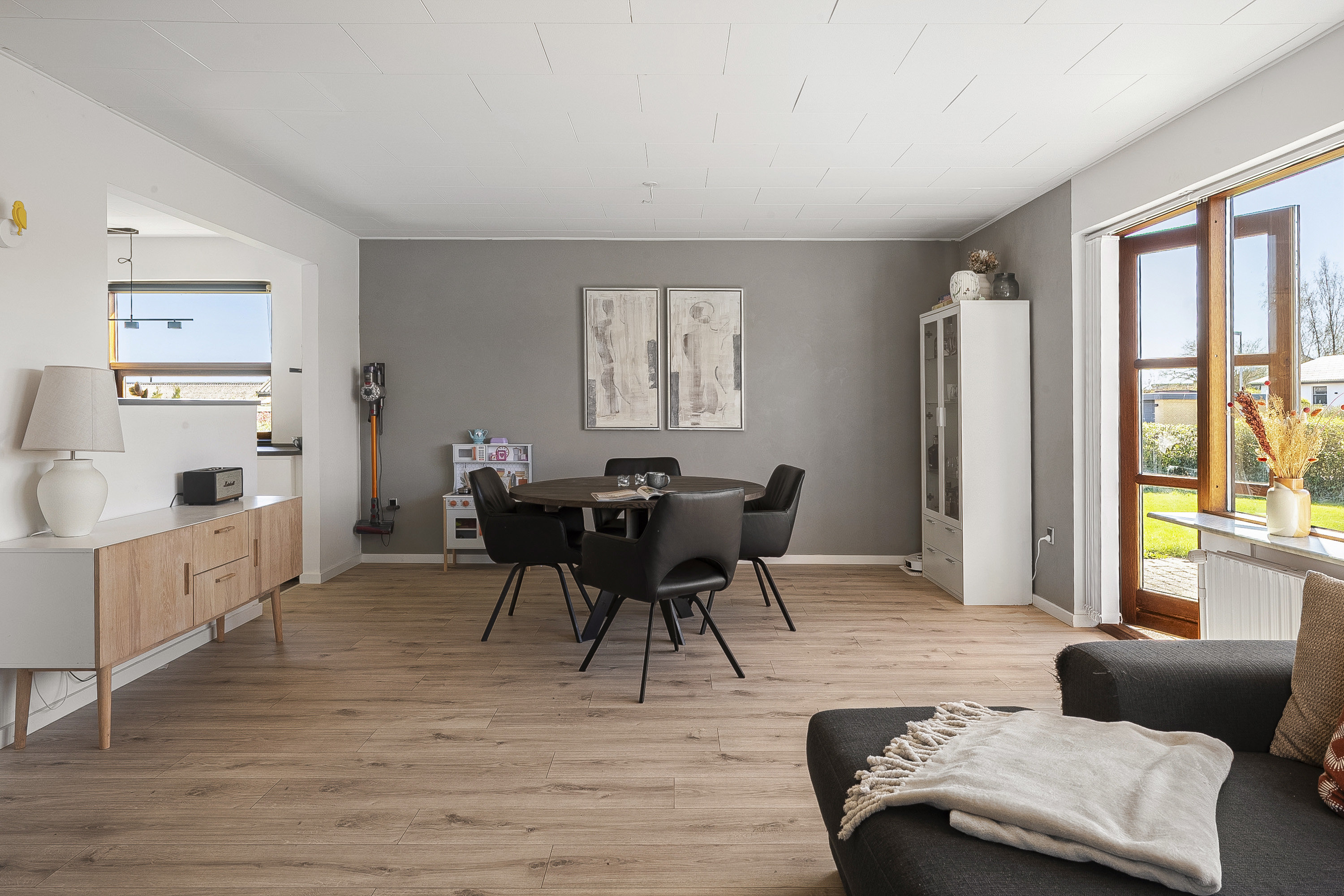 Fremhævet spisestue billede i fuldskærmstilstand. Billede af Kantatealle 16, 8700 Horsens