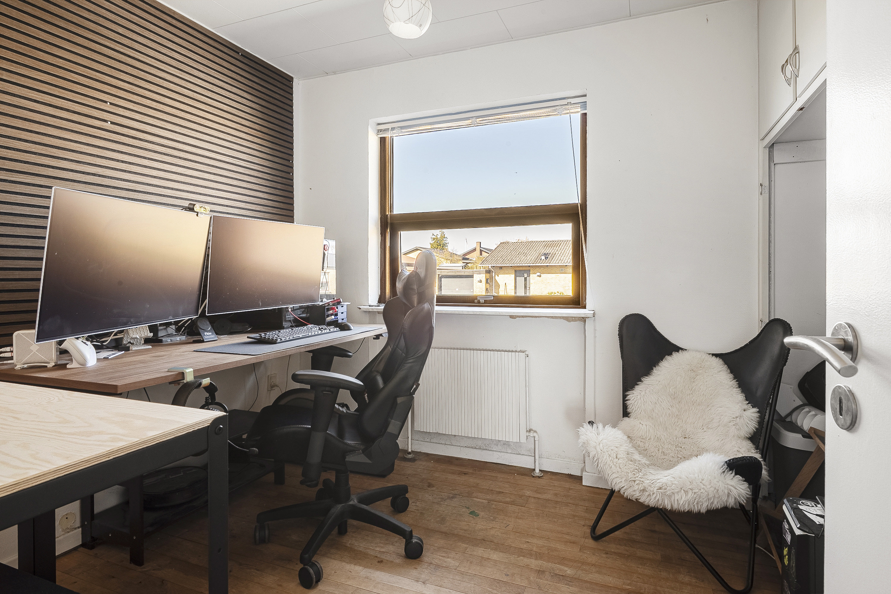 Fremhævet kontor billede i fuldskærmstilstand. Billede af Kantatealle 16, 8700 Horsens