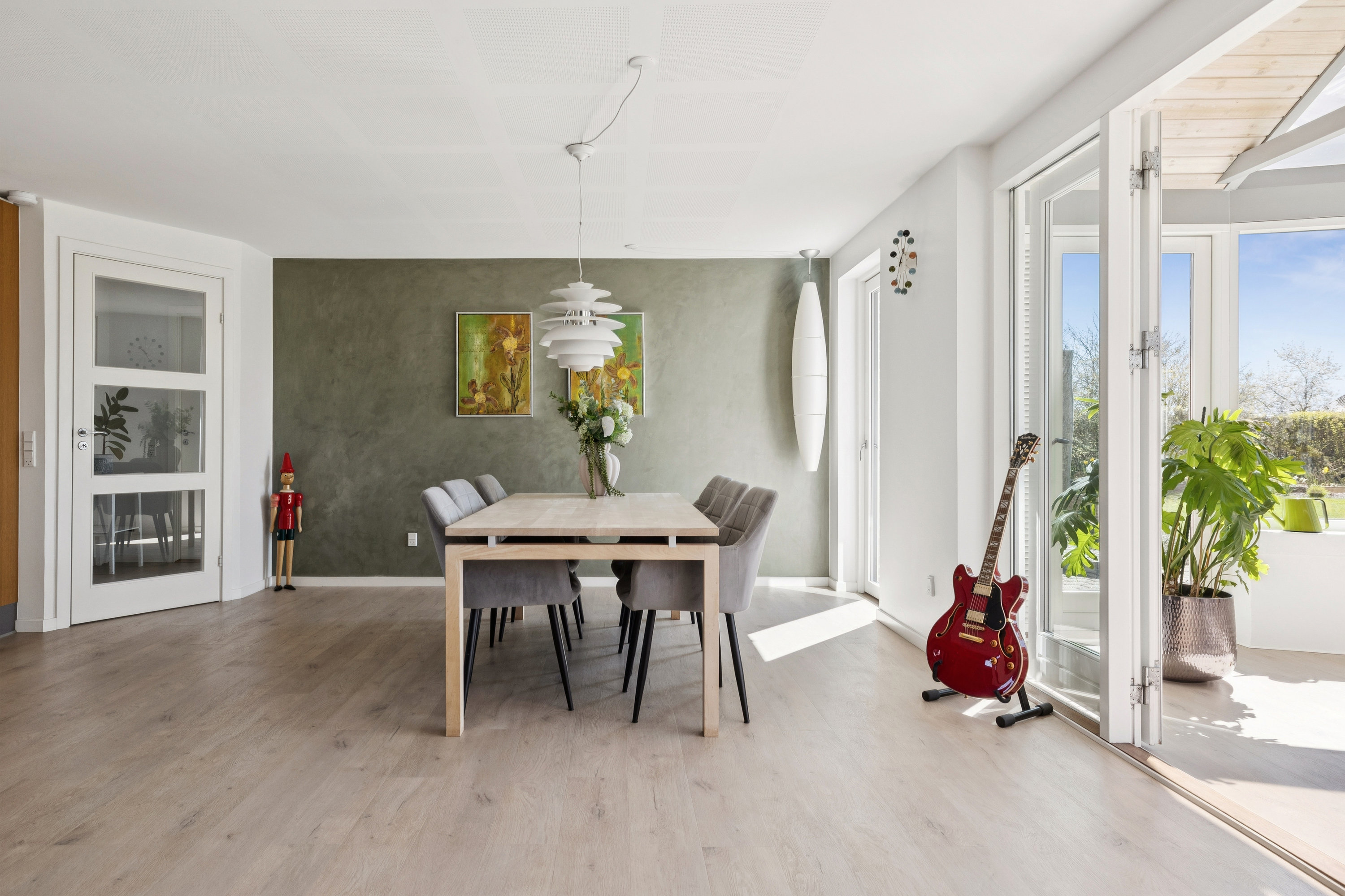 Fremhævet spiseplads billede i fuldskærmstilstand. Billede af H C Andersens Vej 4, 8660 Skanderborg