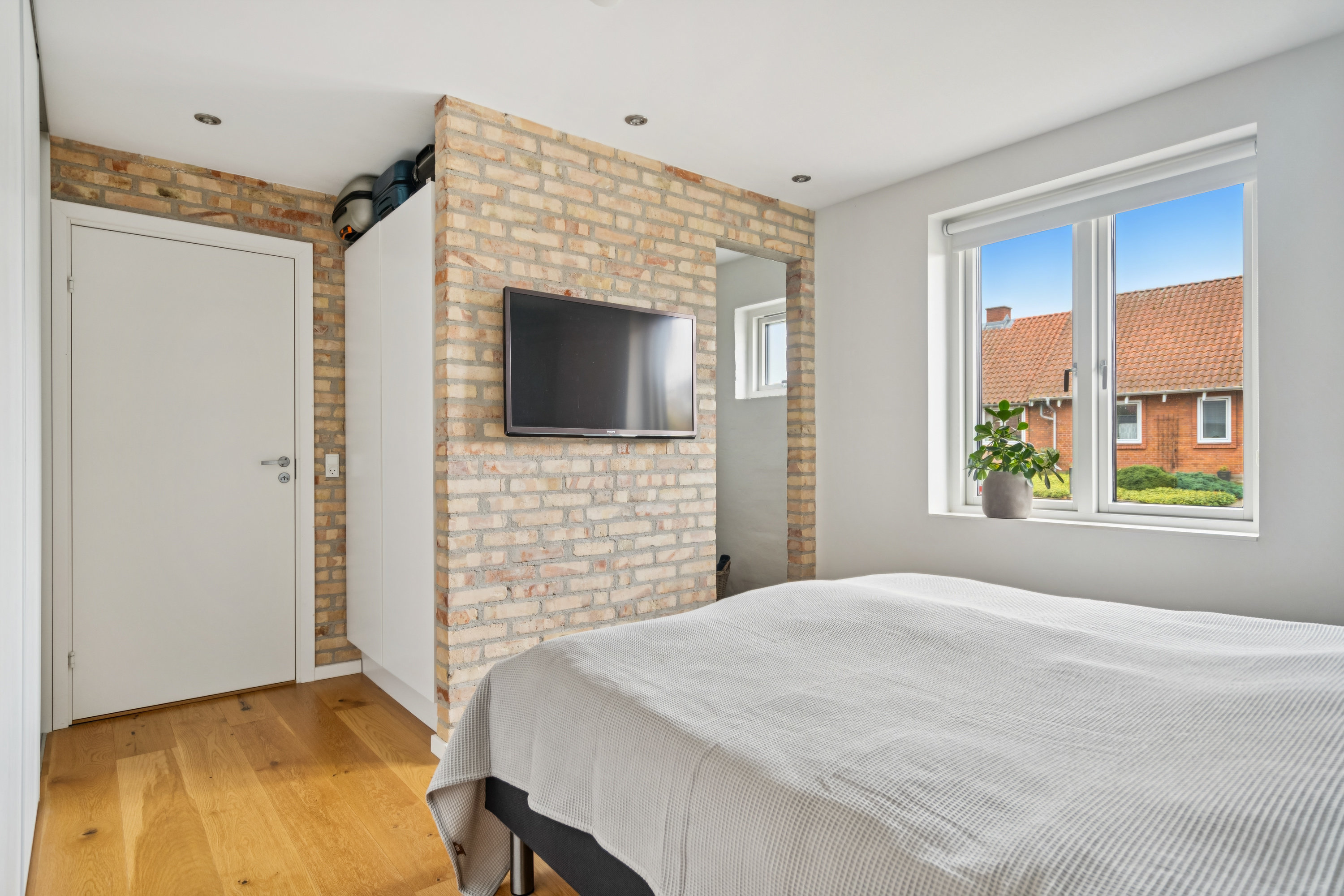 Fremhævet  billede i fuldskærmstilstand. Billede af Lillisvej 4, 9000 Aalborg