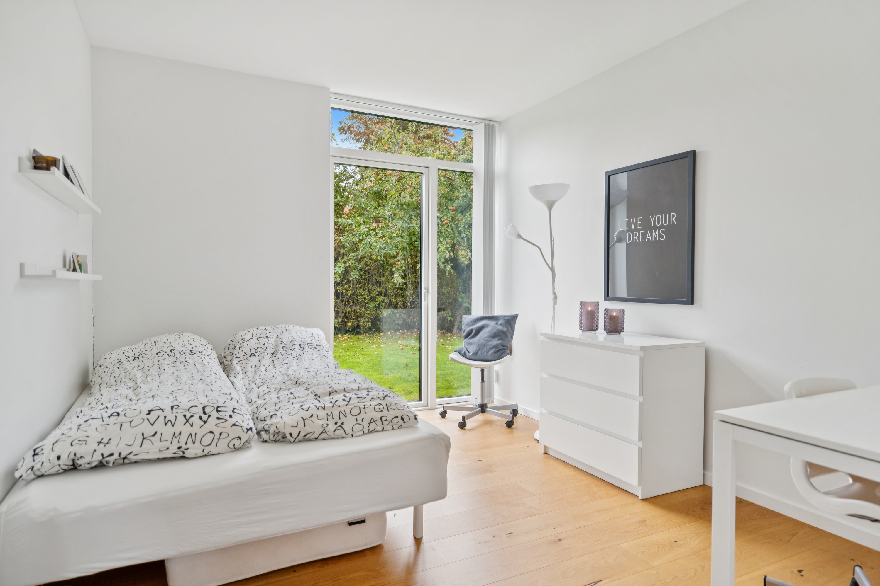 Fremhævet  billede i fuldskærmstilstand. Billede af Lillisvej 4, 9000 Aalborg