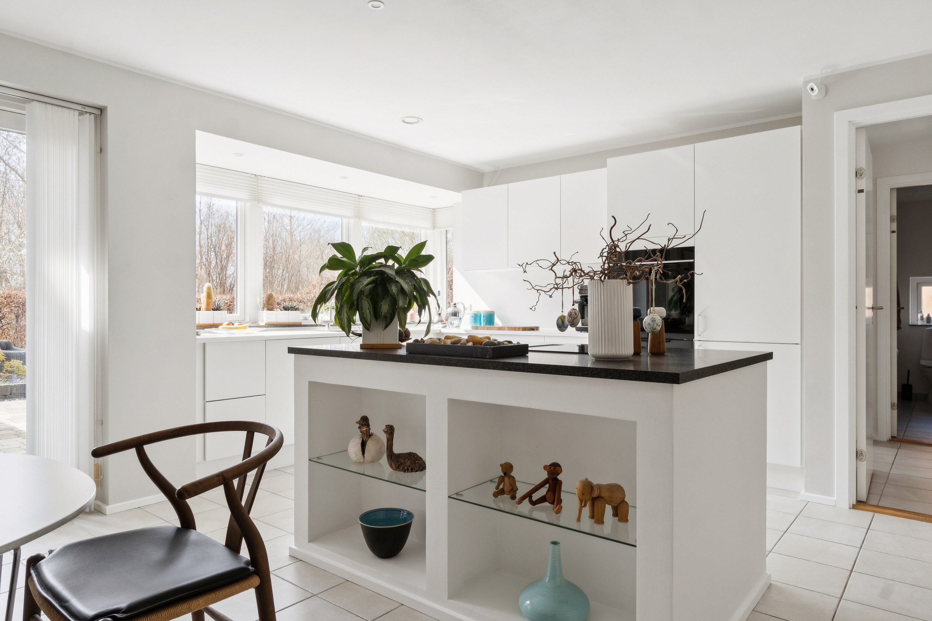 Fremhævet indendørs billede i fuldskærmstilstand. Billede af Jernaldermarken 92, Himmelev, 4000 Roskilde