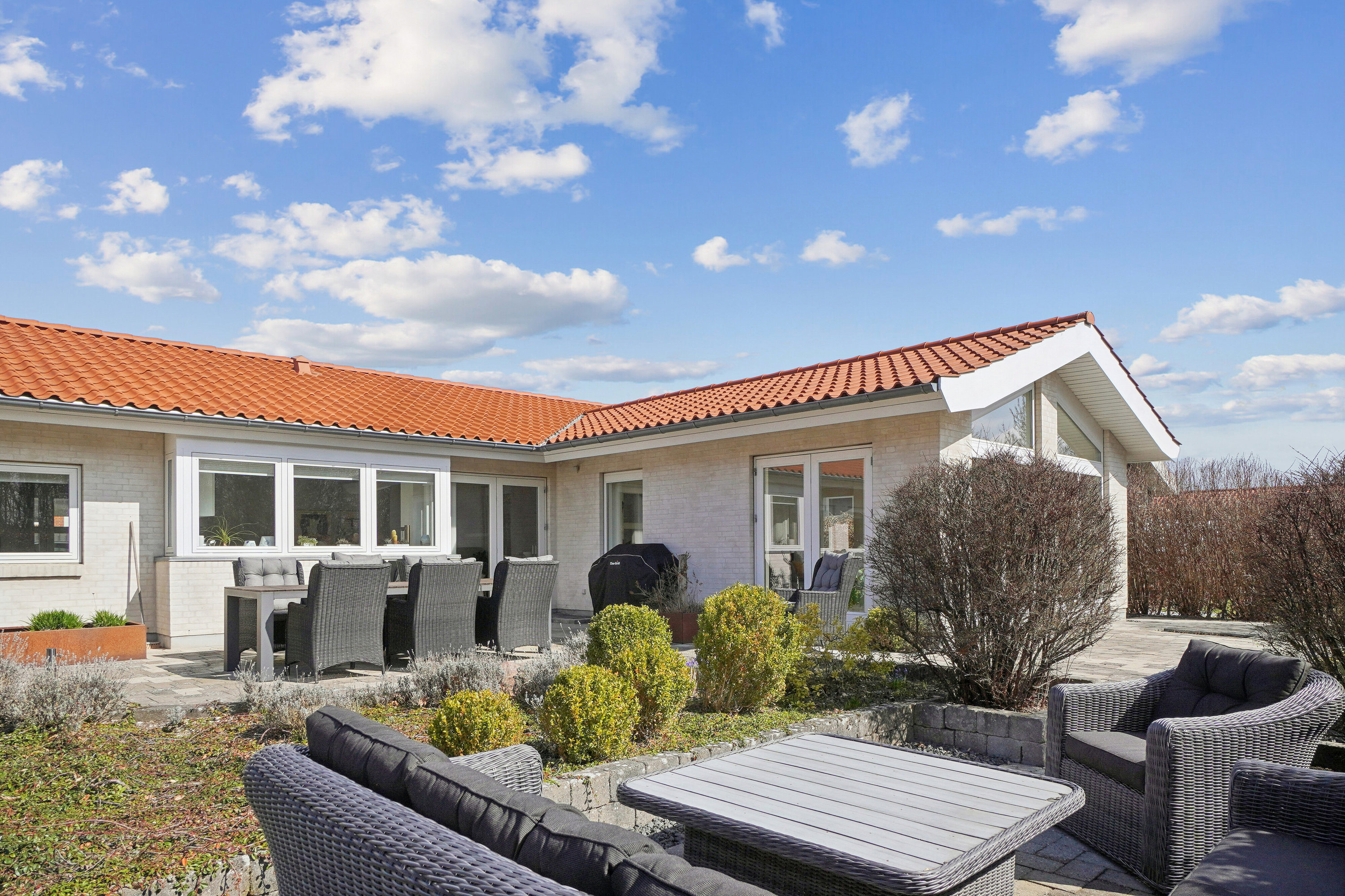 Fremhævet terrasse billede i fuldskærmstilstand. Billede af Jernaldermarken 92, Himmelev, 4000 Roskilde