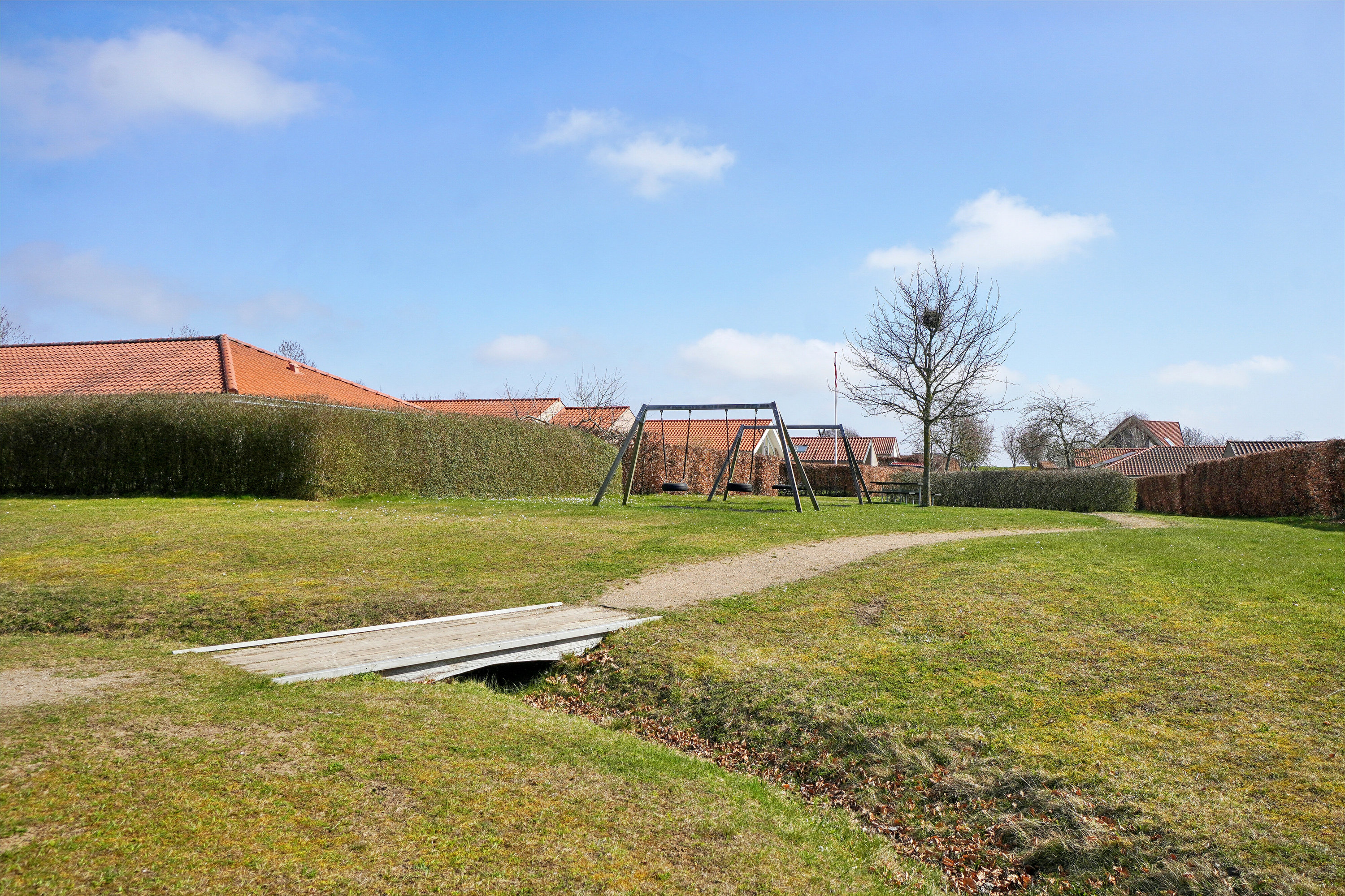 Fremhævet set fra haven billede i fuldskærmstilstand. Billede af Jernaldermarken 92, Himmelev, 4000 Roskilde