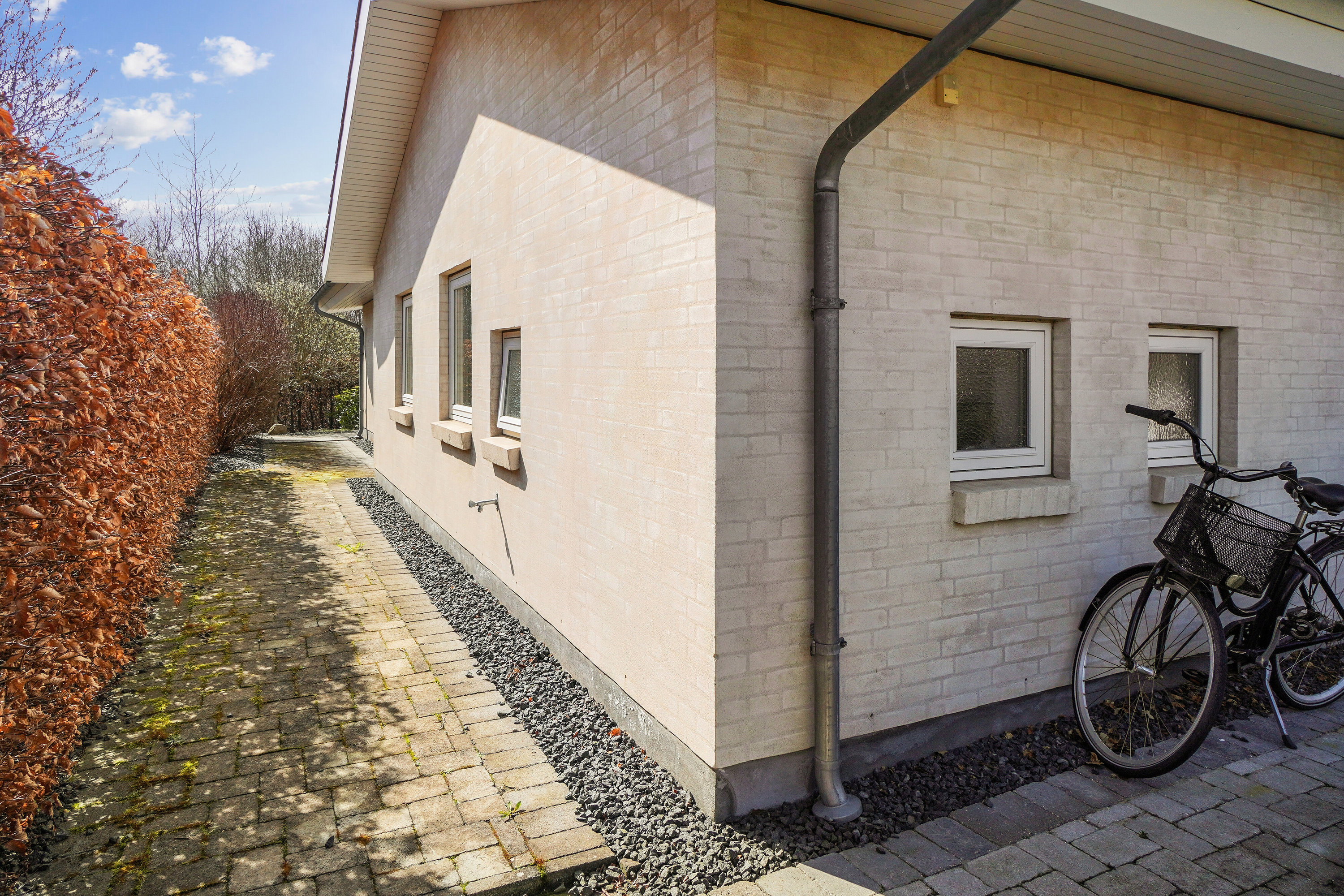 Fremhævet udendørs billede i fuldskærmstilstand. Billede af Jernaldermarken 92, Himmelev, 4000 Roskilde